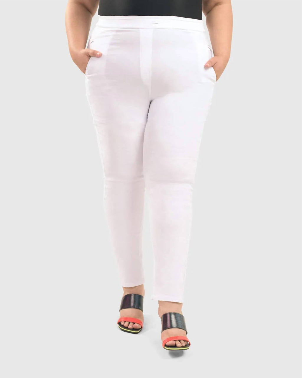 Perfect Skinny Jeans - Plus In White