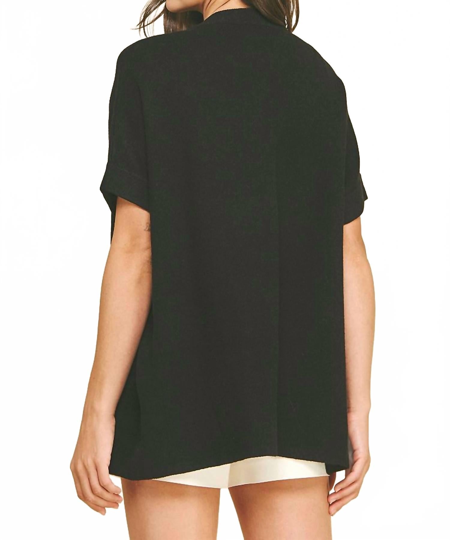 Three Button Sweater In Black
