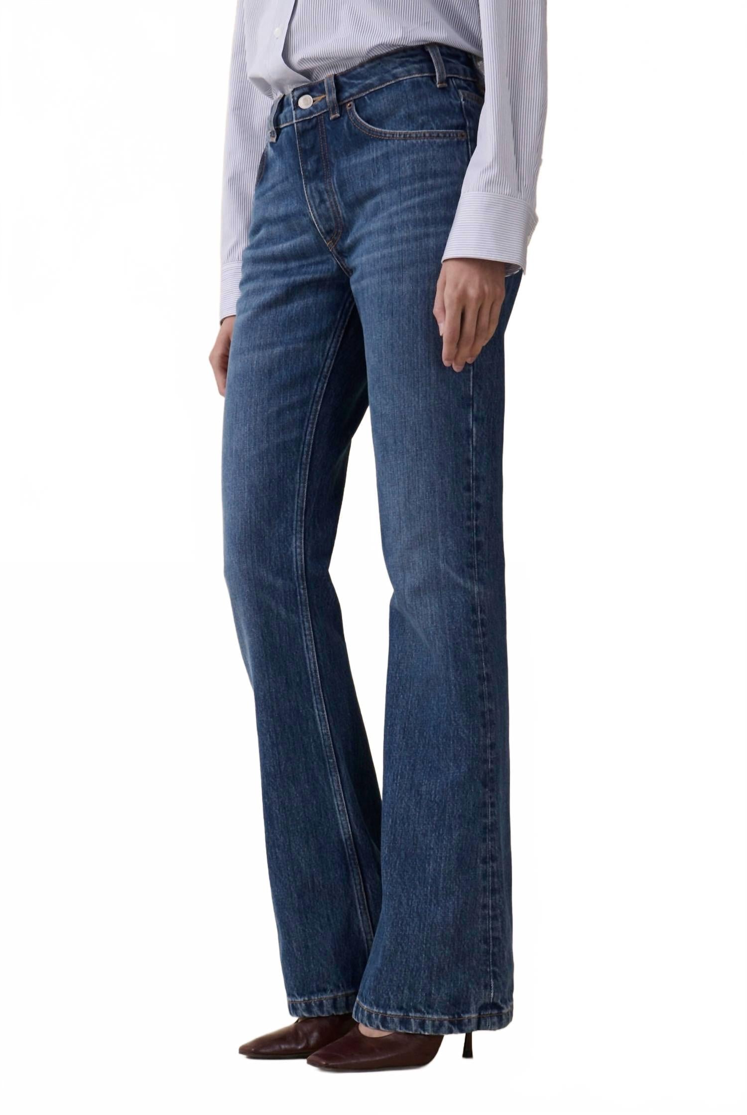 Moda Mid Rise Slim Flared Jean In Fresco Blue