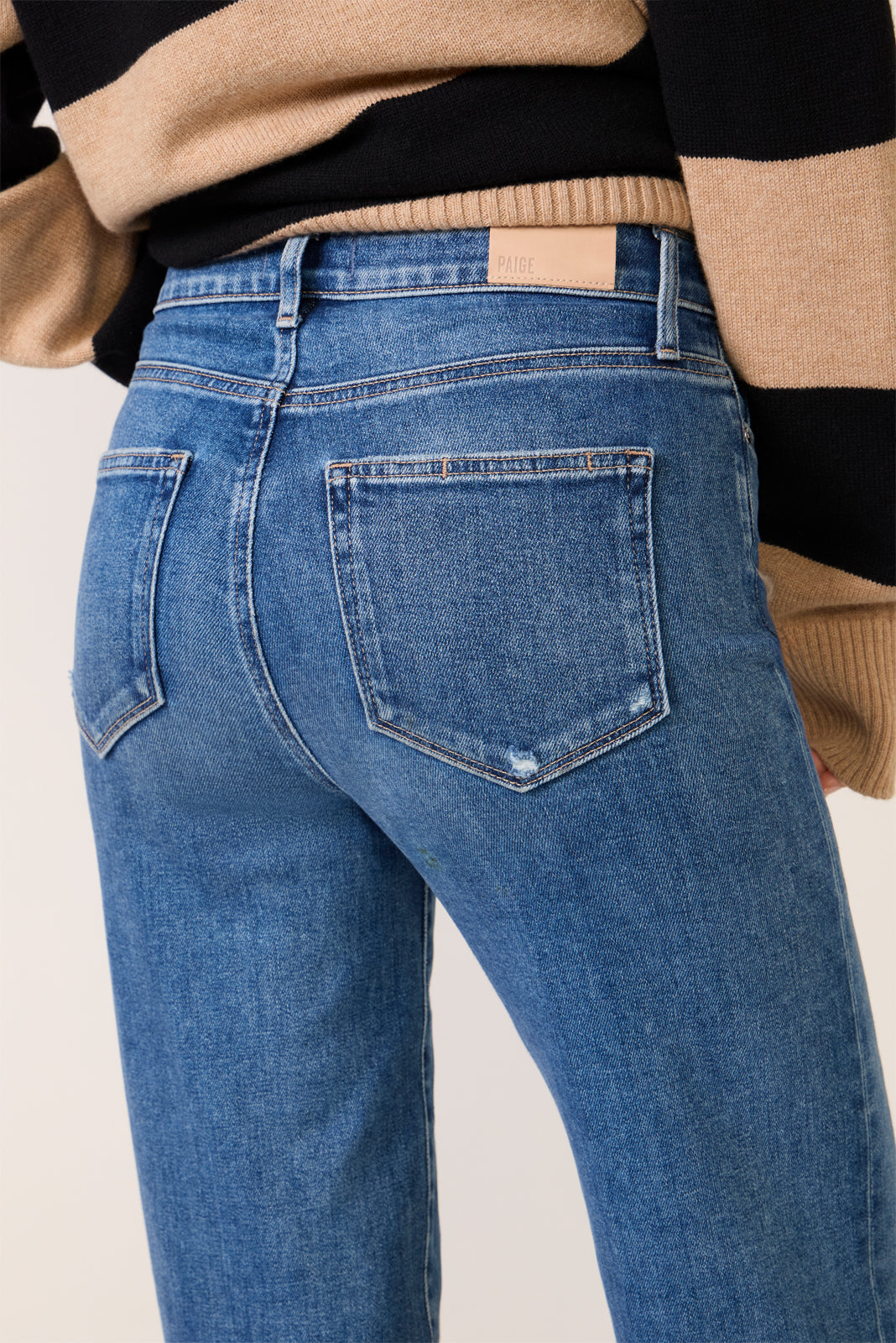 Women's Anessa 31' w Raw Hem Wide Leg Jean