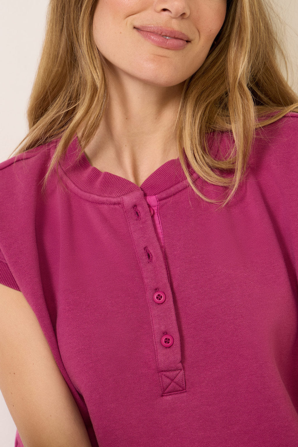 Women's Zuri Sleeveless Henley Sweatshirt