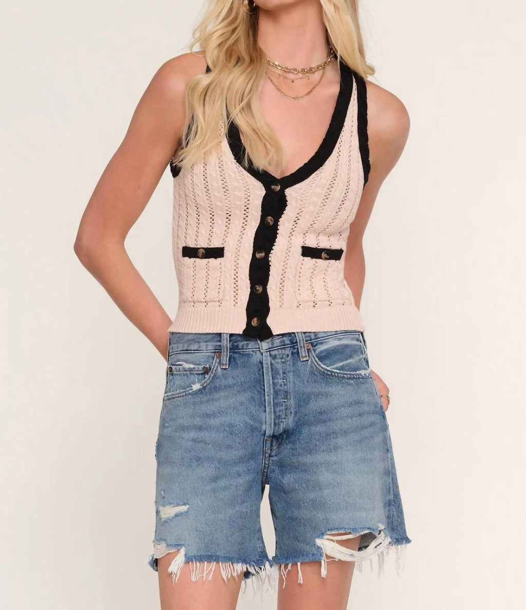 Beth Sweater Vest In Beige