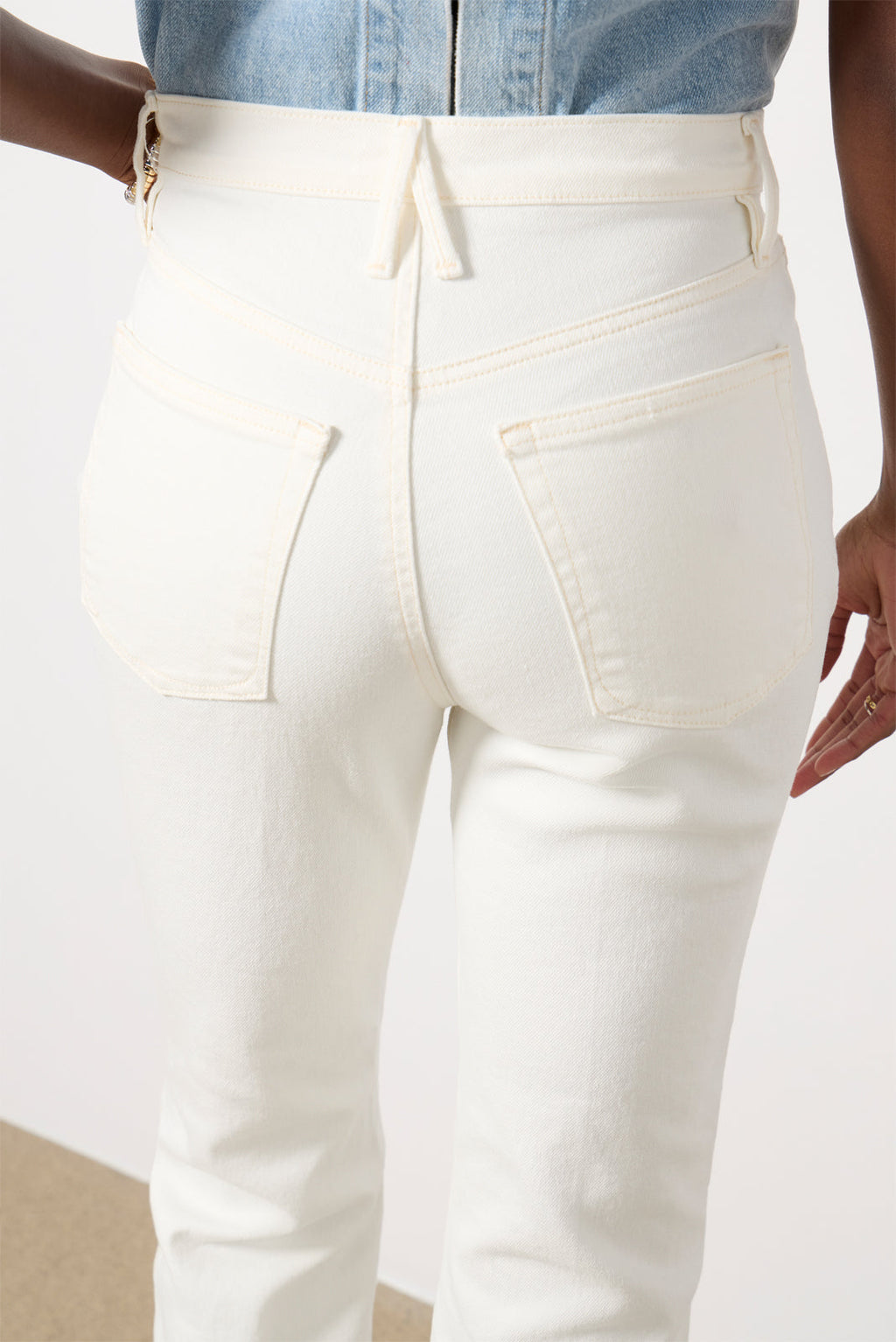 Women's Standard Kick Flare Jeans
