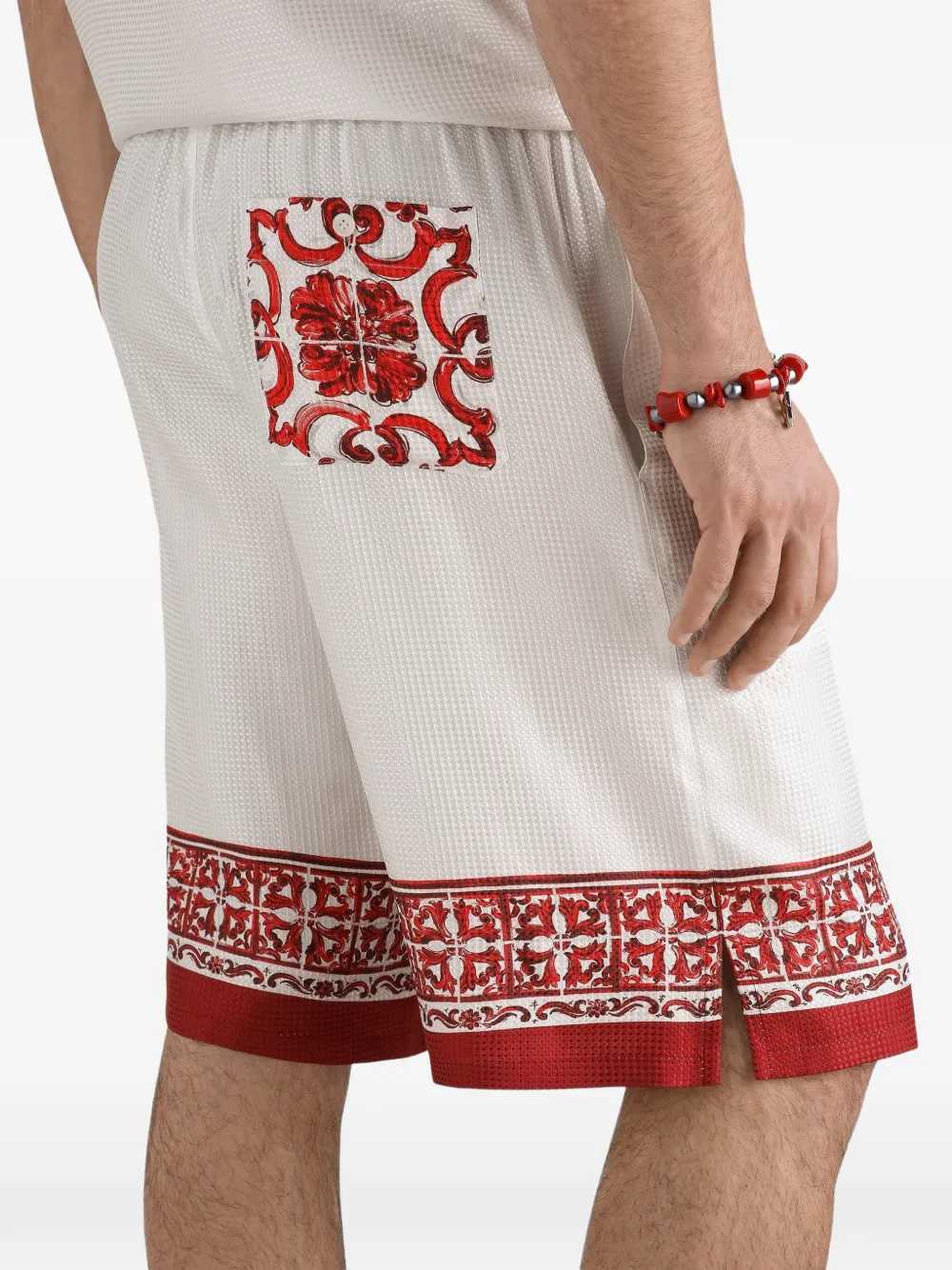 Dolce & Gabbana Men Vanity Bermuda Shorts In Jacquard Twill With A Majolica Print