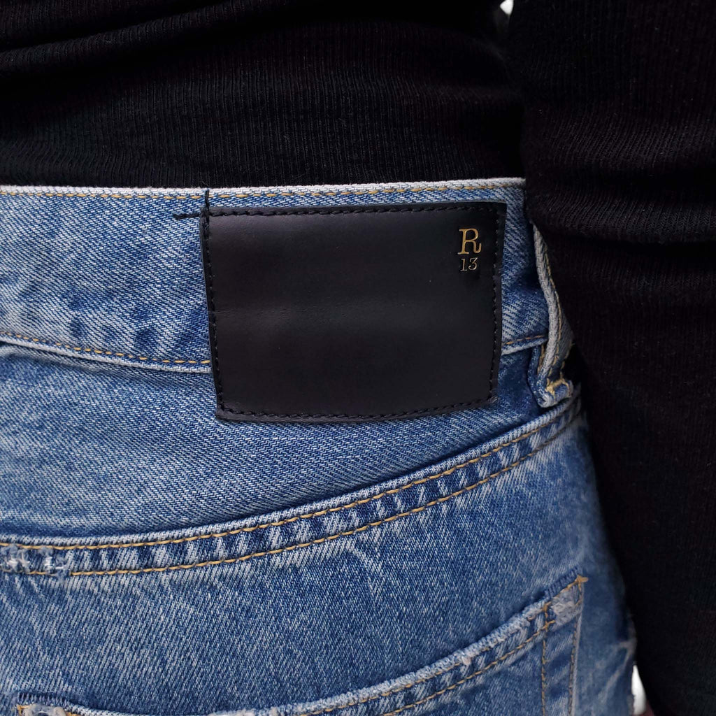 R13 'BOYFRIEND' JEANS WITH DISTRESSED DETAIL - SIZE 26