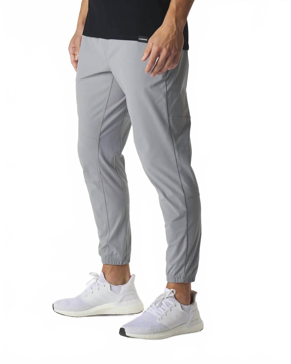 Aviation Jogger Pant In Medium Grey