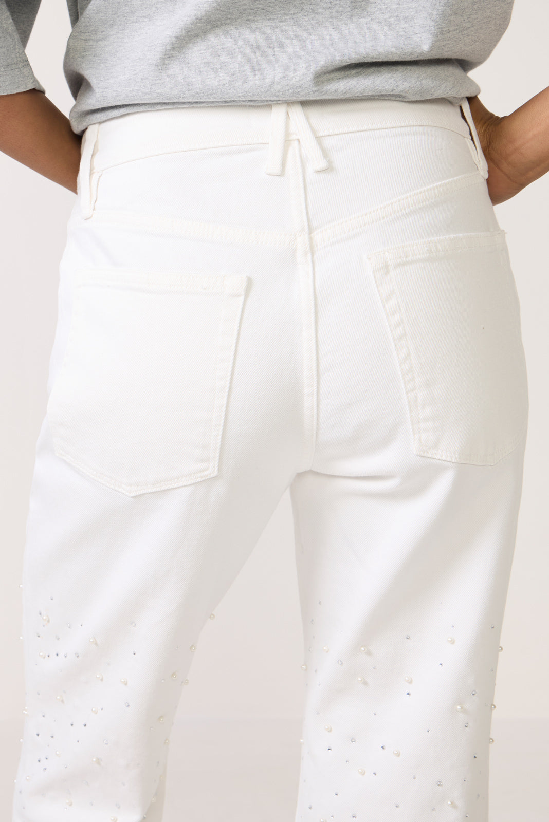 Women's Icon Straight Cropped Jean