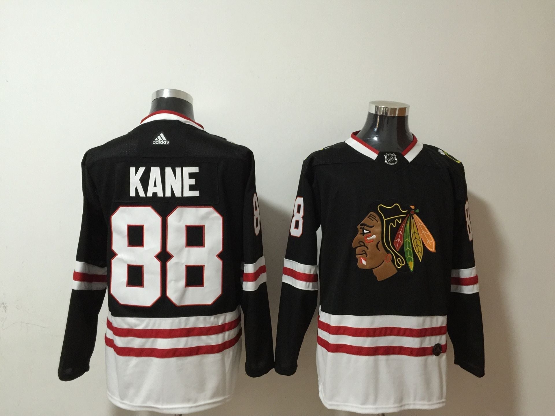 Men's Chicago Blackhawks Patrick Kane #88 Black Breakaway Player jersey