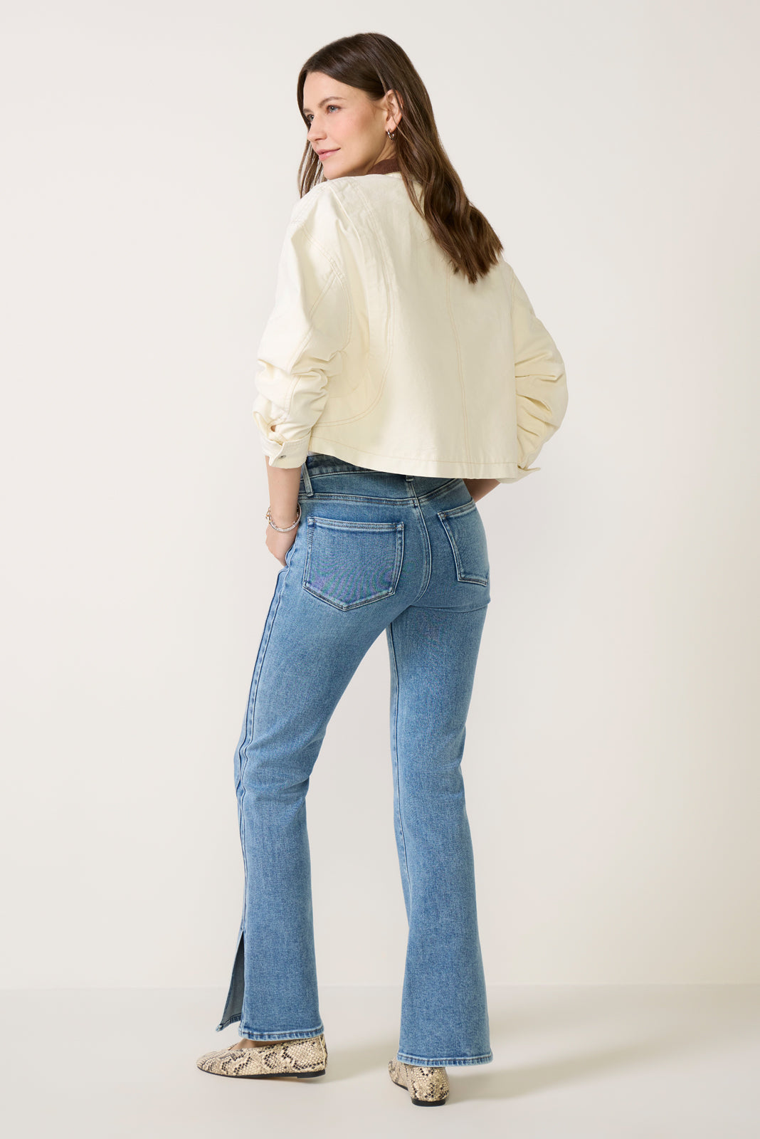 Women's Laurel Canyon 32' w/ Forward Panel Jeans