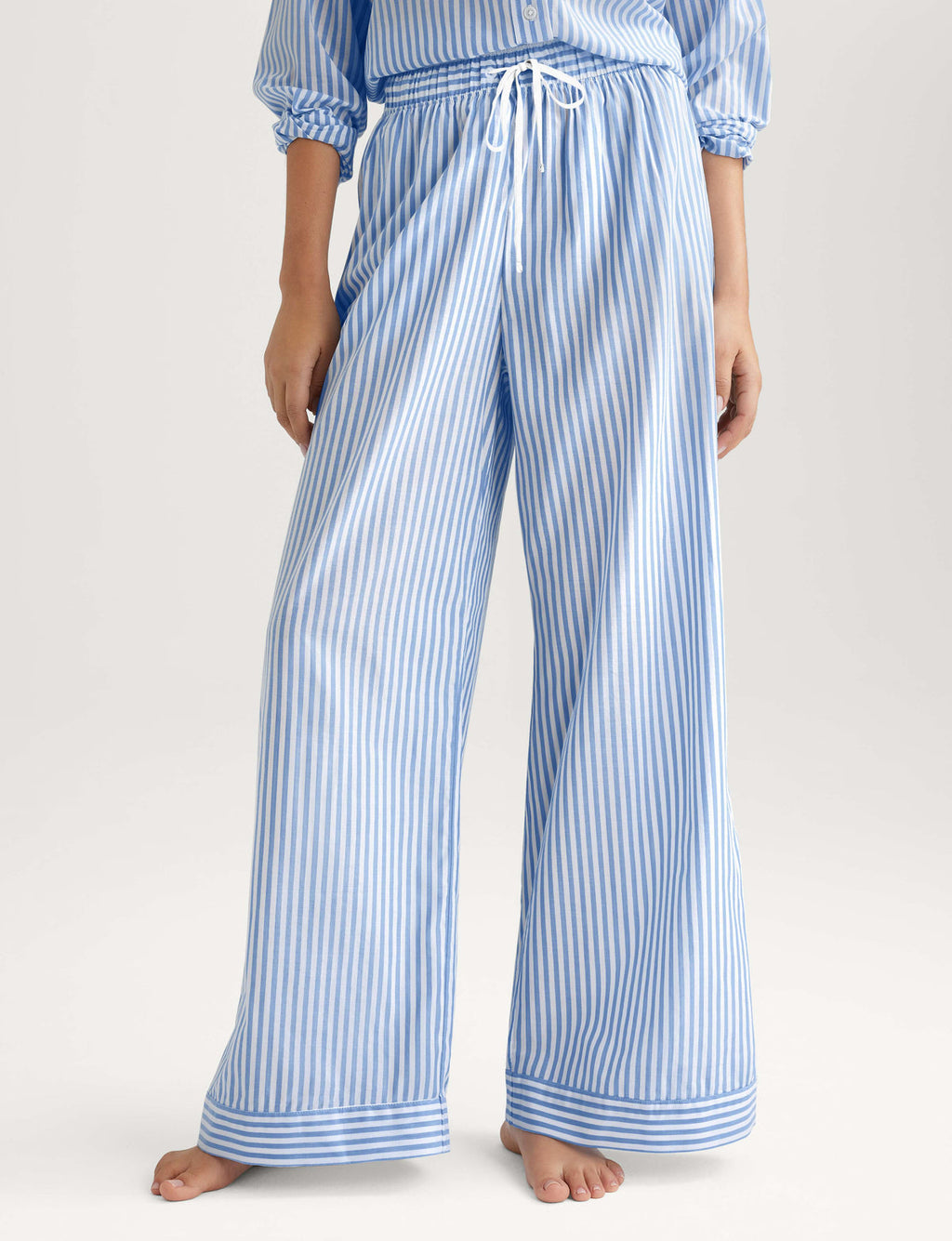 Women's Woven High Rise Pant