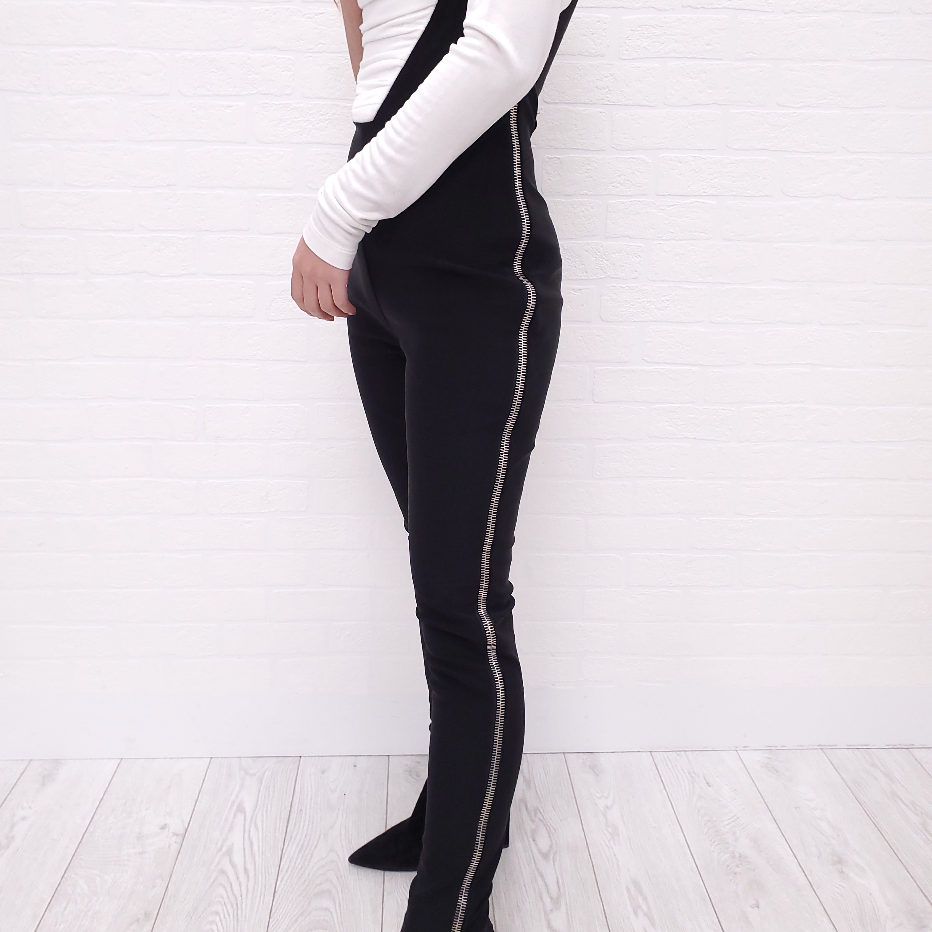 ALEXANDER WANG RUNWAY JUMPSUIT - SIZE 4 (FIT LIKE XS)