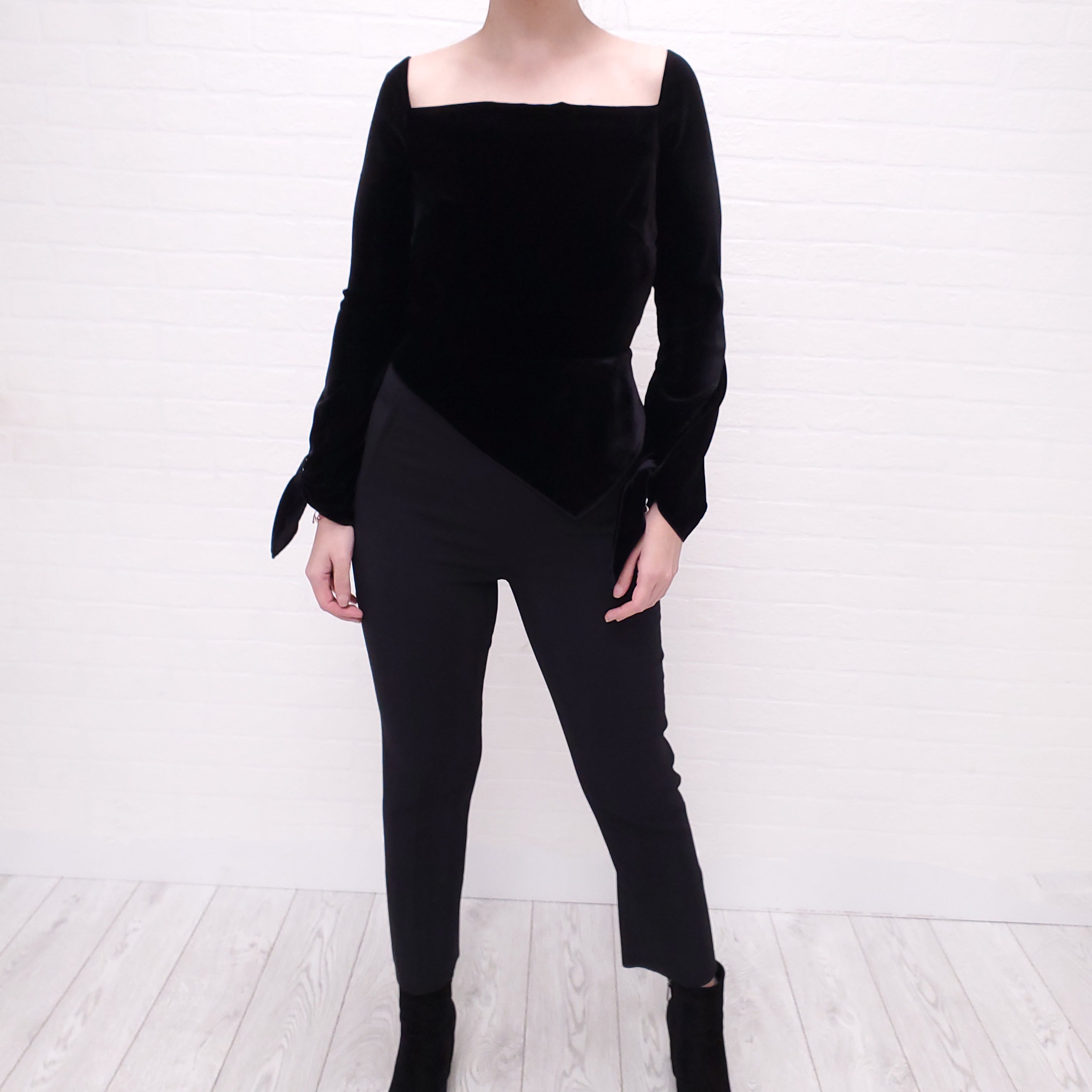 ROLAND MOURET BLACK JUMPSUIT WITH VELVET - SIZE 6