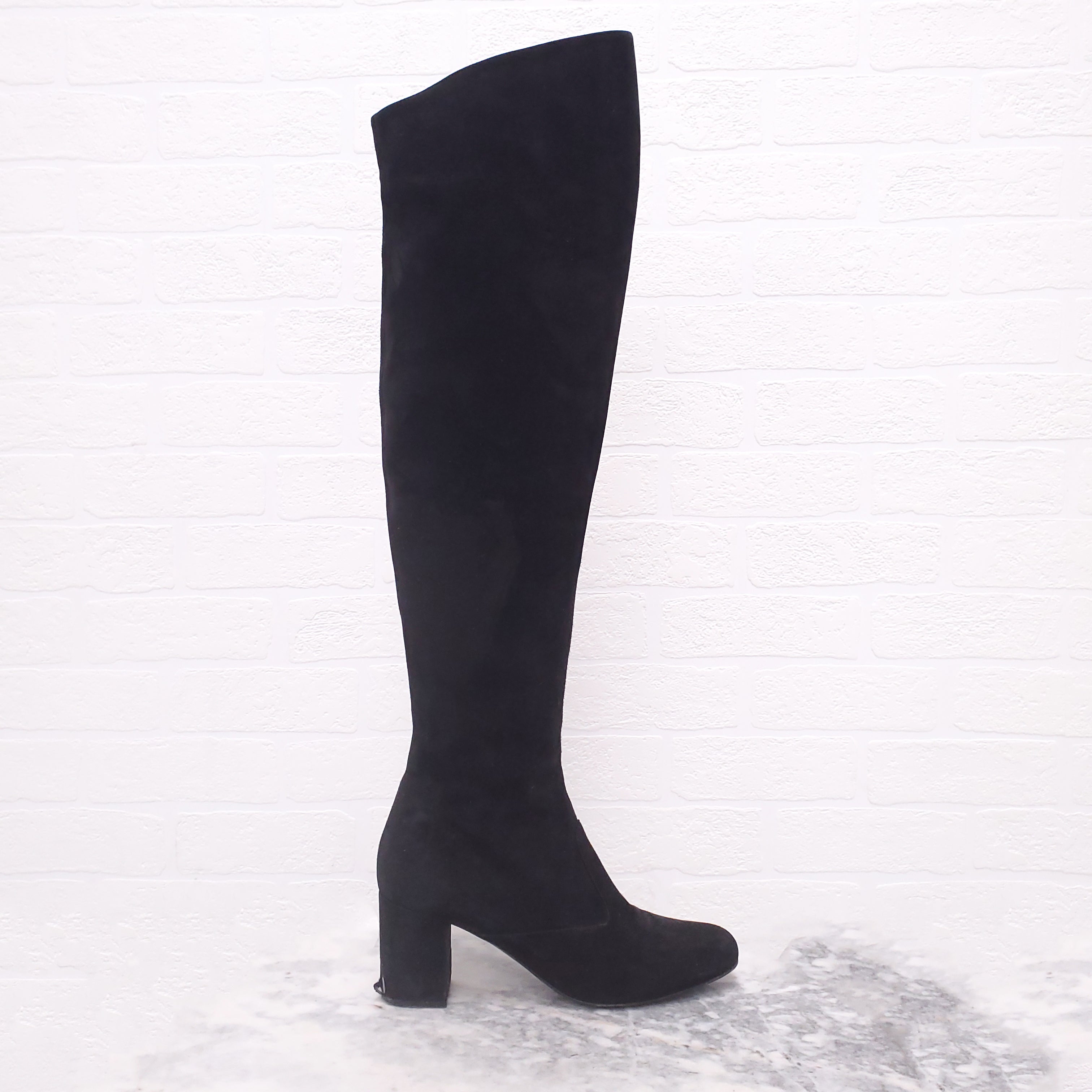 SAINT LAURENT BLACK KNEE BOOTS - SIZE 38.5