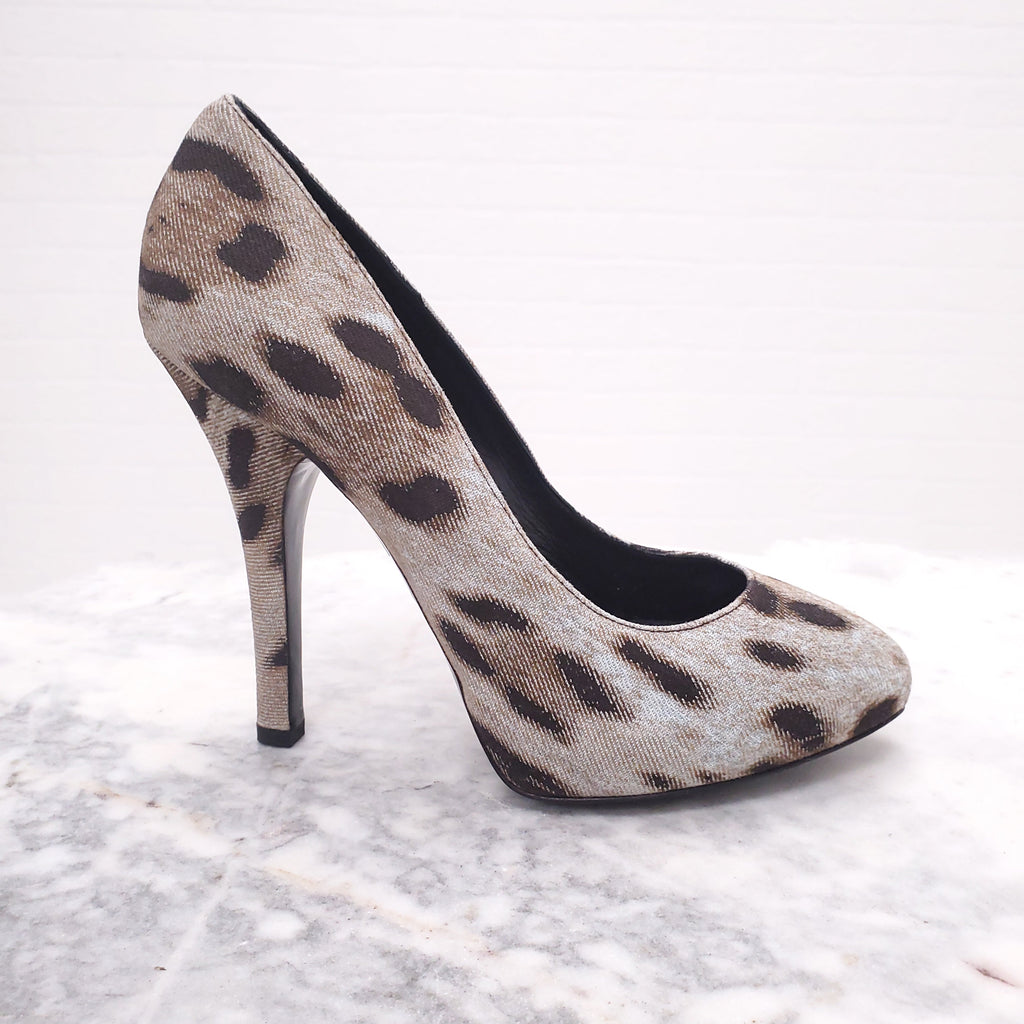 DOLCE & GABBANA LEOPARD HEELS ($1200) - SIZE 37