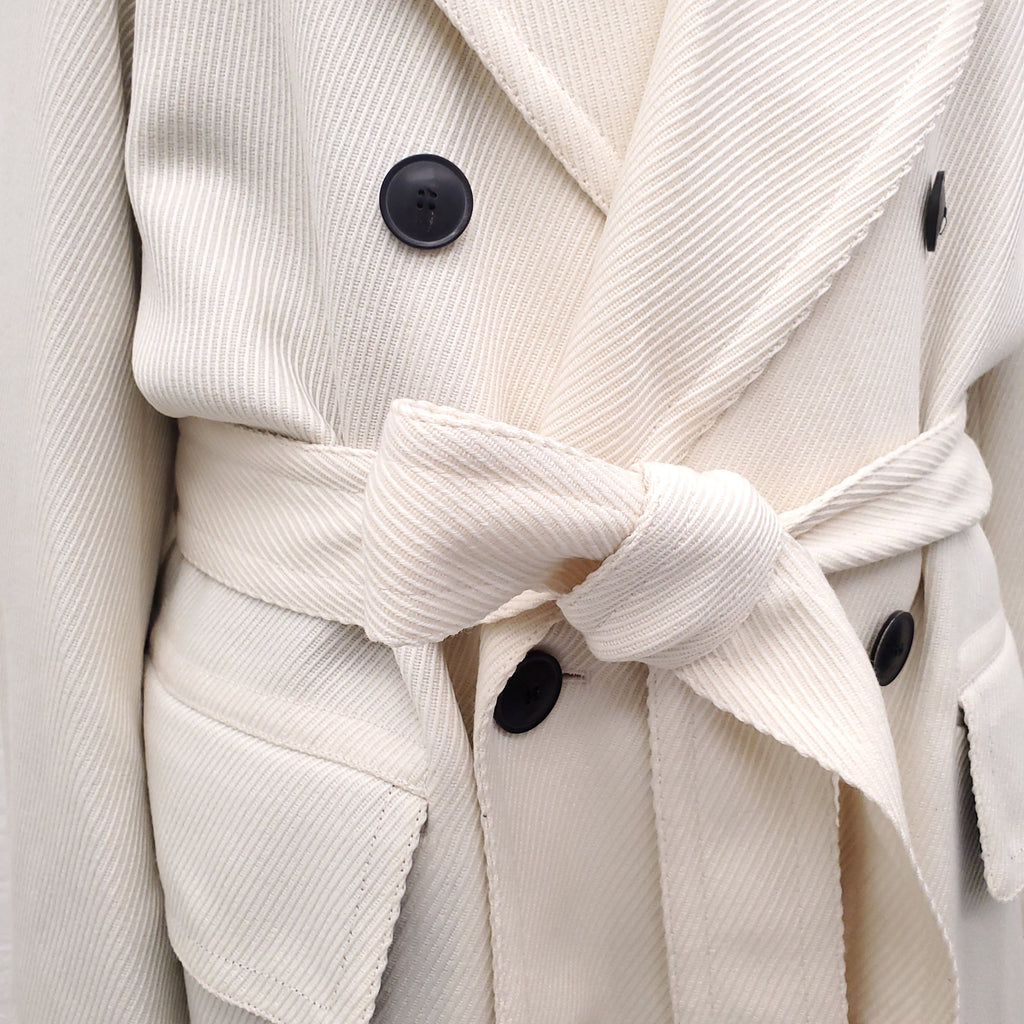 AMI IVORY DOUBLE BREASTED COAT - SIZE L