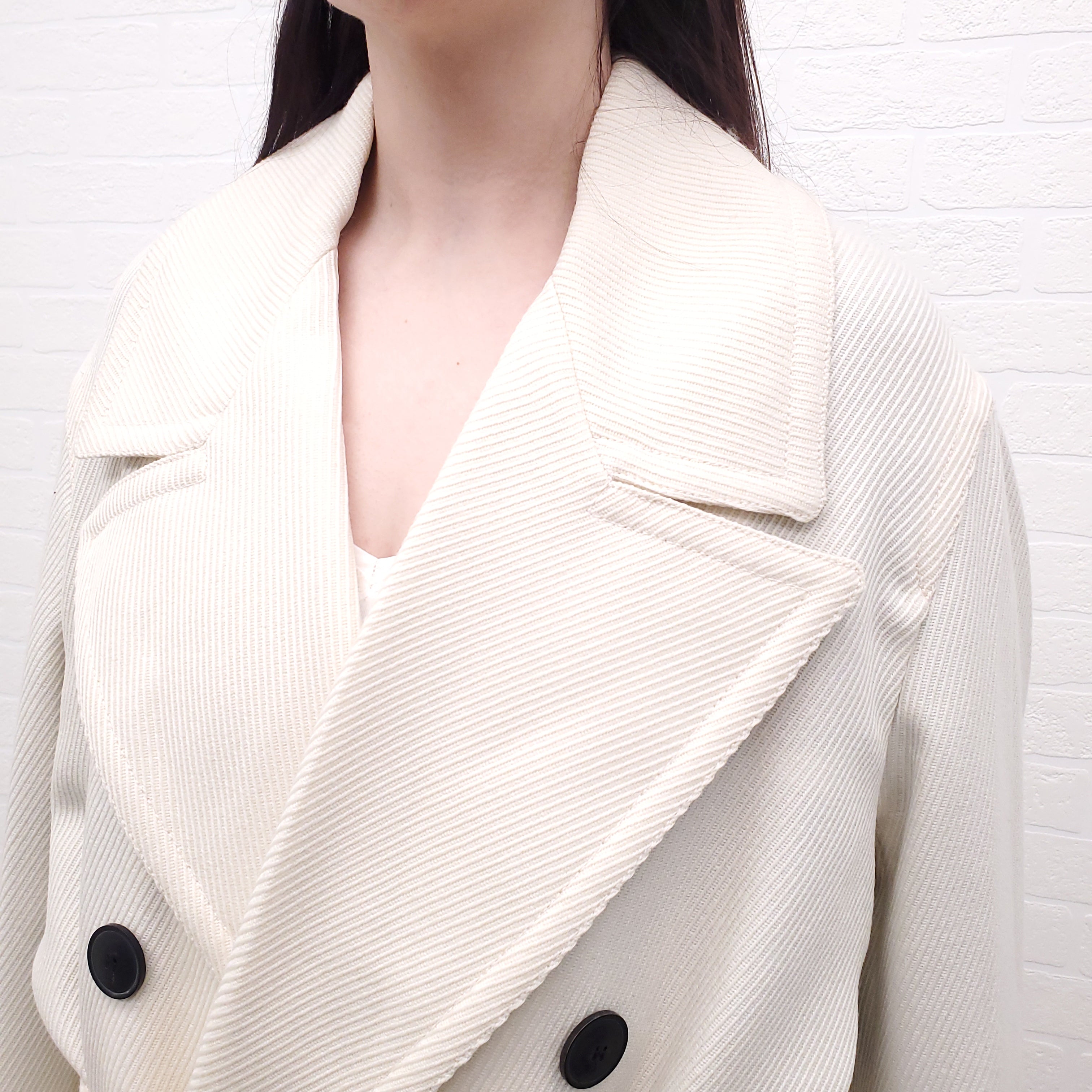 AMI IVORY DOUBLE BREASTED COAT - SIZE L