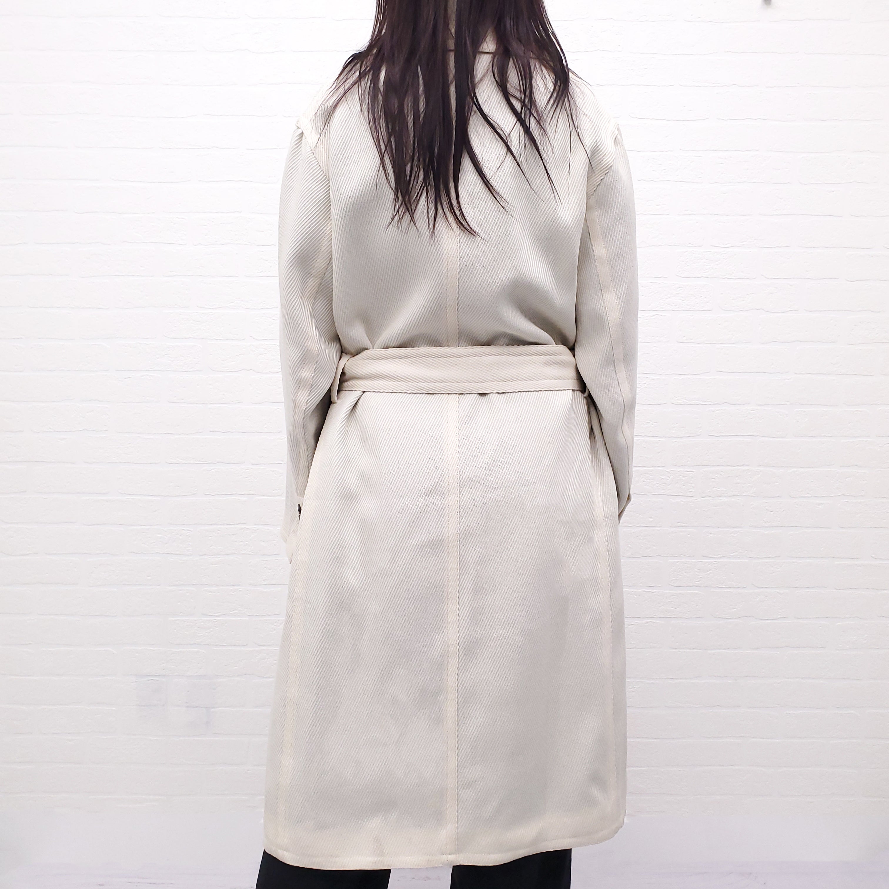 AMI IVORY DOUBLE BREASTED COAT - SIZE L