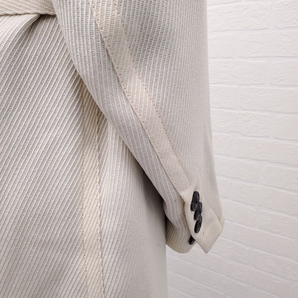 AMI IVORY DOUBLE BREASTED COAT - SIZE L