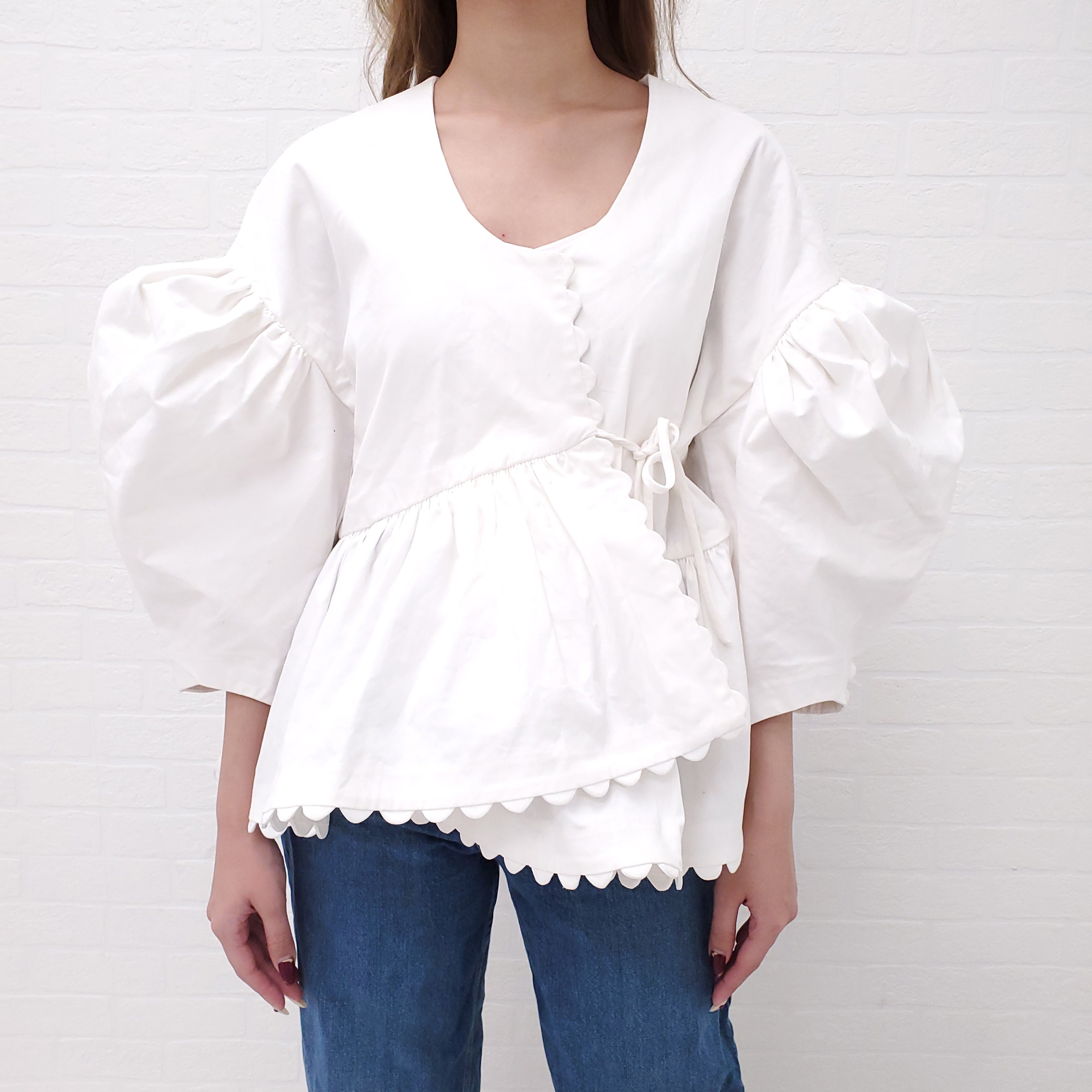 KIKA VARGAS WHITE TOP - SIZE XS