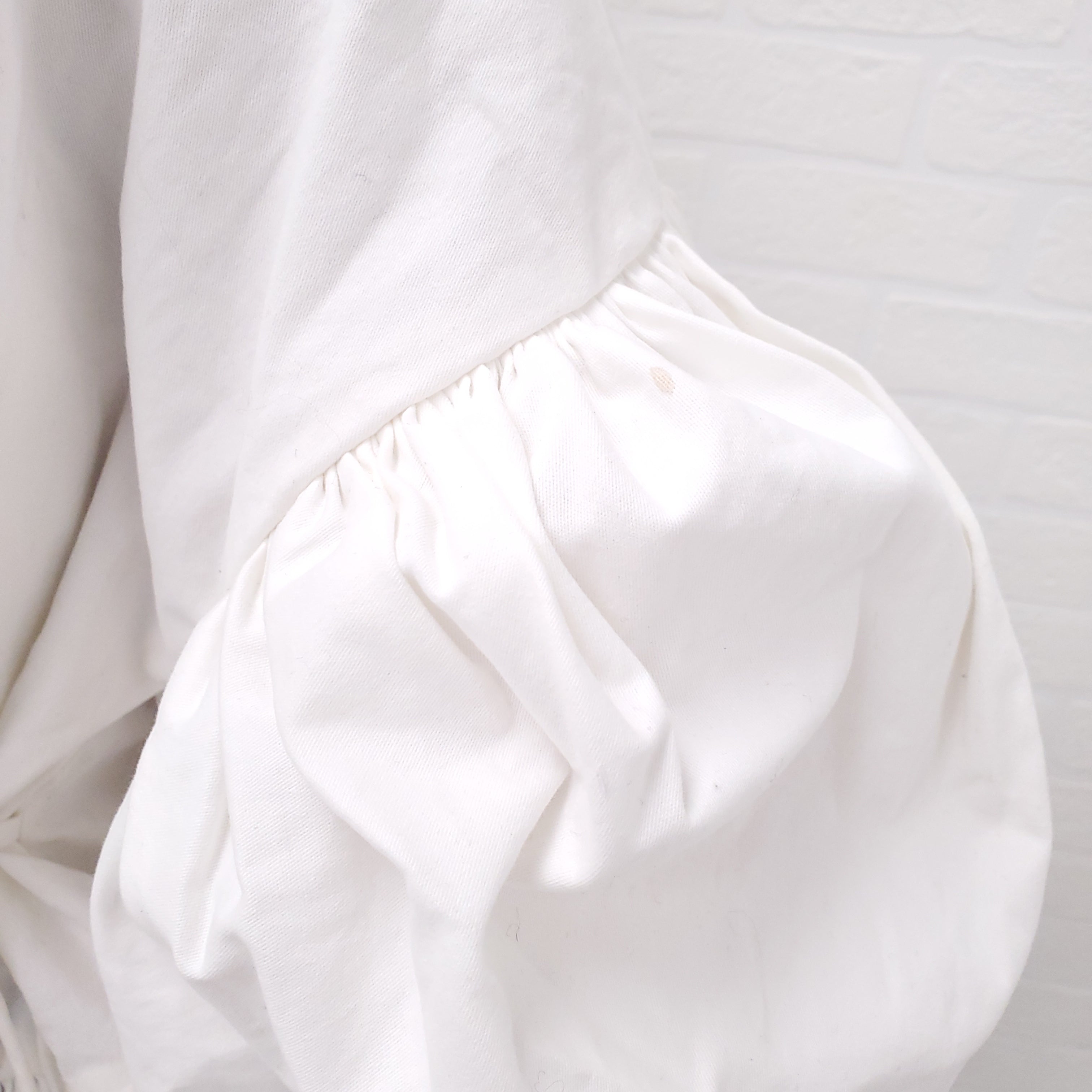 KIKA VARGAS WHITE TOP - SIZE XS