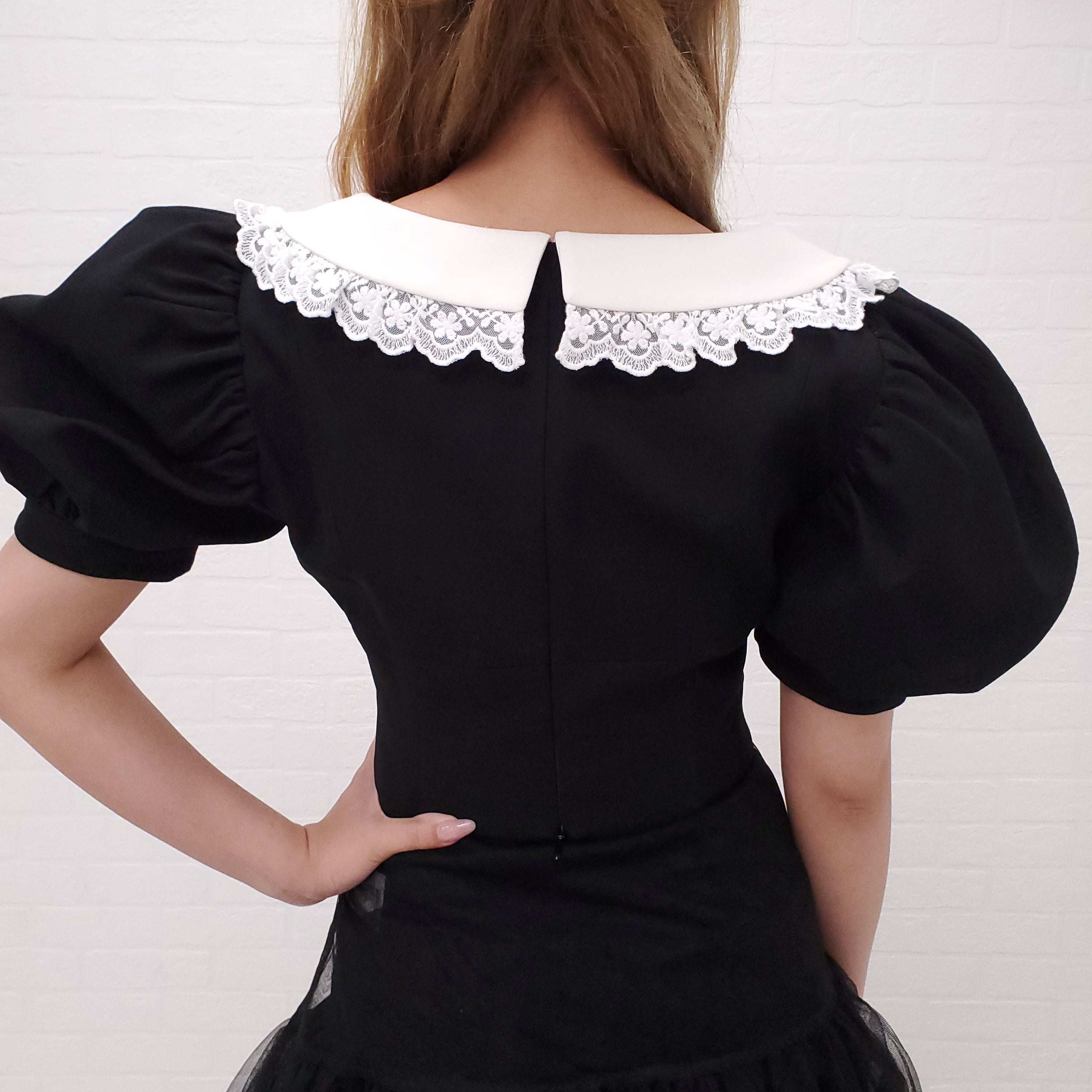SHUSHU/TONG FRILL COLLAR BLOUSE - SIZE UK 8 (S)