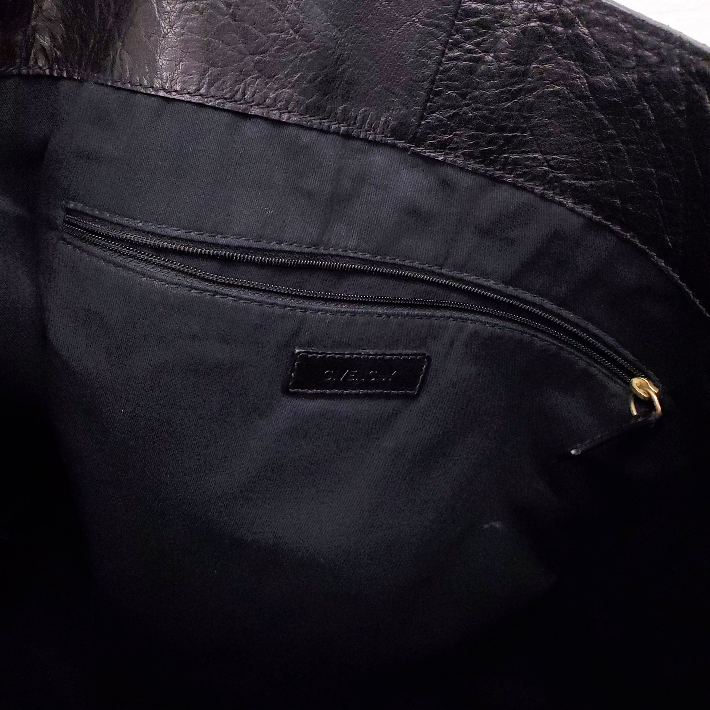 GIVENCHY CREAM AND BLACK TOTE BAG