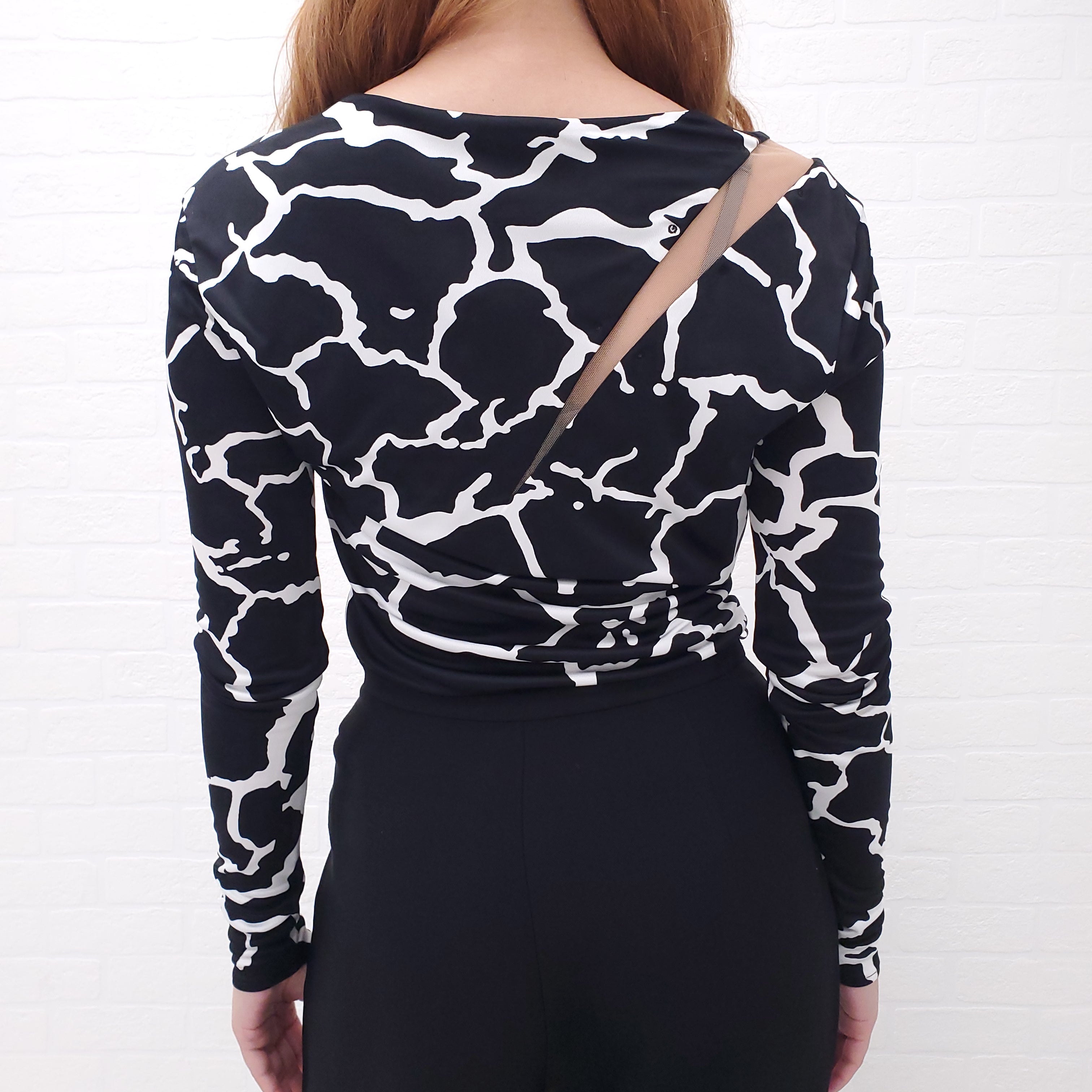 VERSACE BLACK AND WHITE PATTERN BODYSUIT - SIZE 4