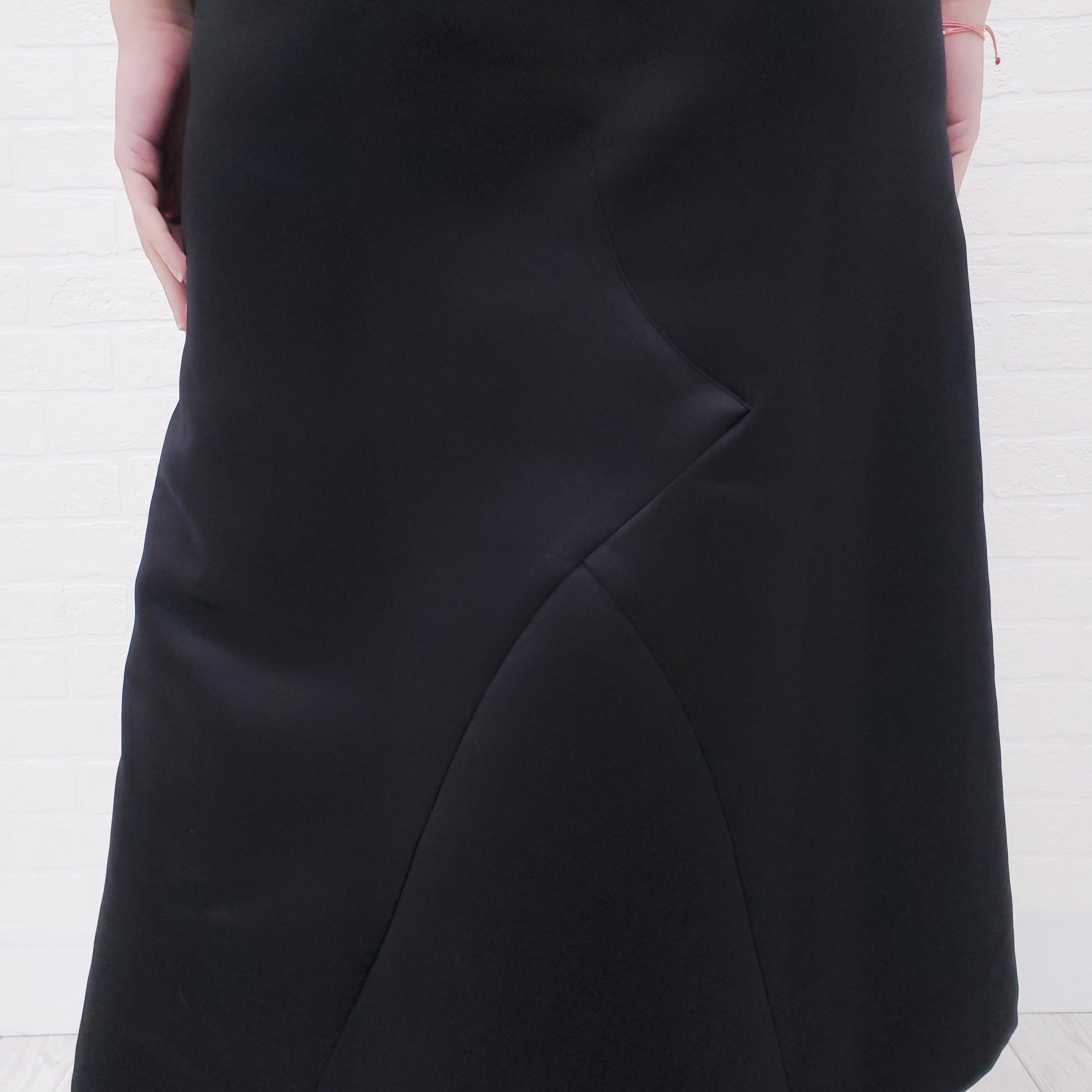 COMME DES GARÇONS BLACK OVERALL DRESS - SIZE M