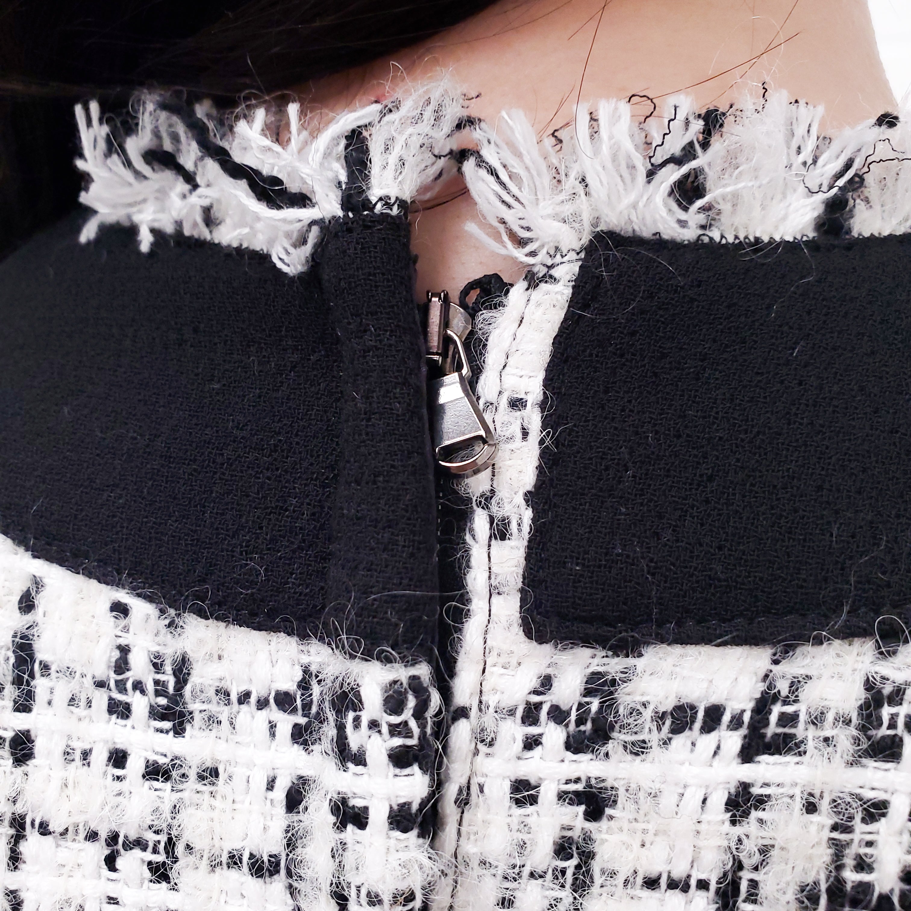 DOLCE & GABBANA BLACK/WHITE TWEED DRESS - SIZE 42