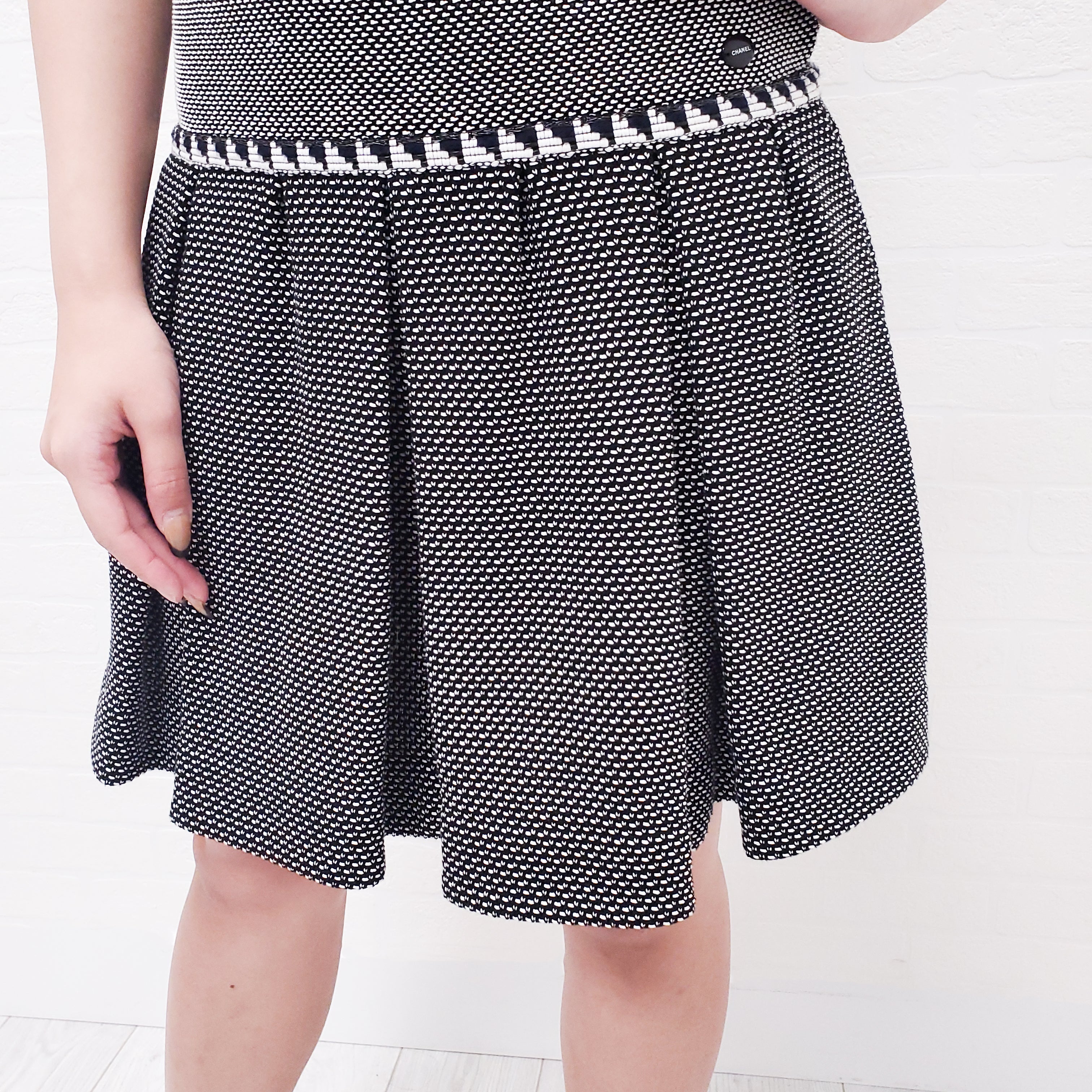 CHANEL BLACK & WHITE BABYDOLL DRESS - SIZE 36