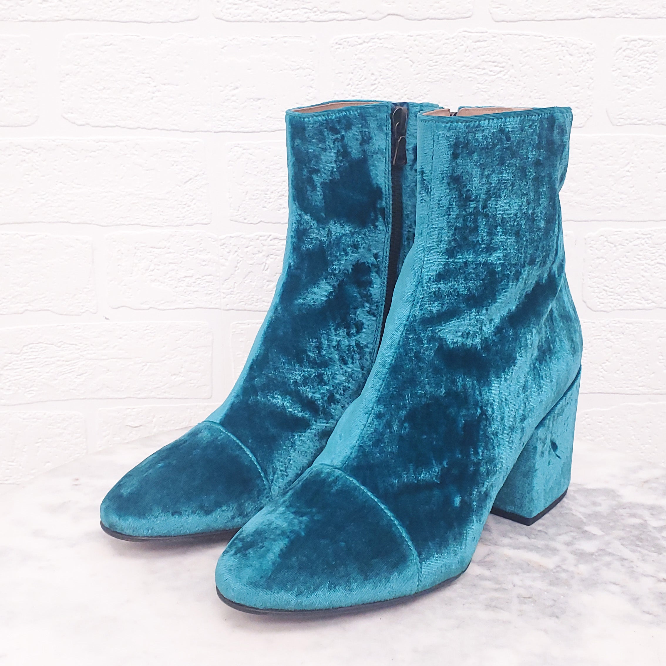 DRIES VAN NOTEN BLUE VELVET BOOTS - SIZE 37.5