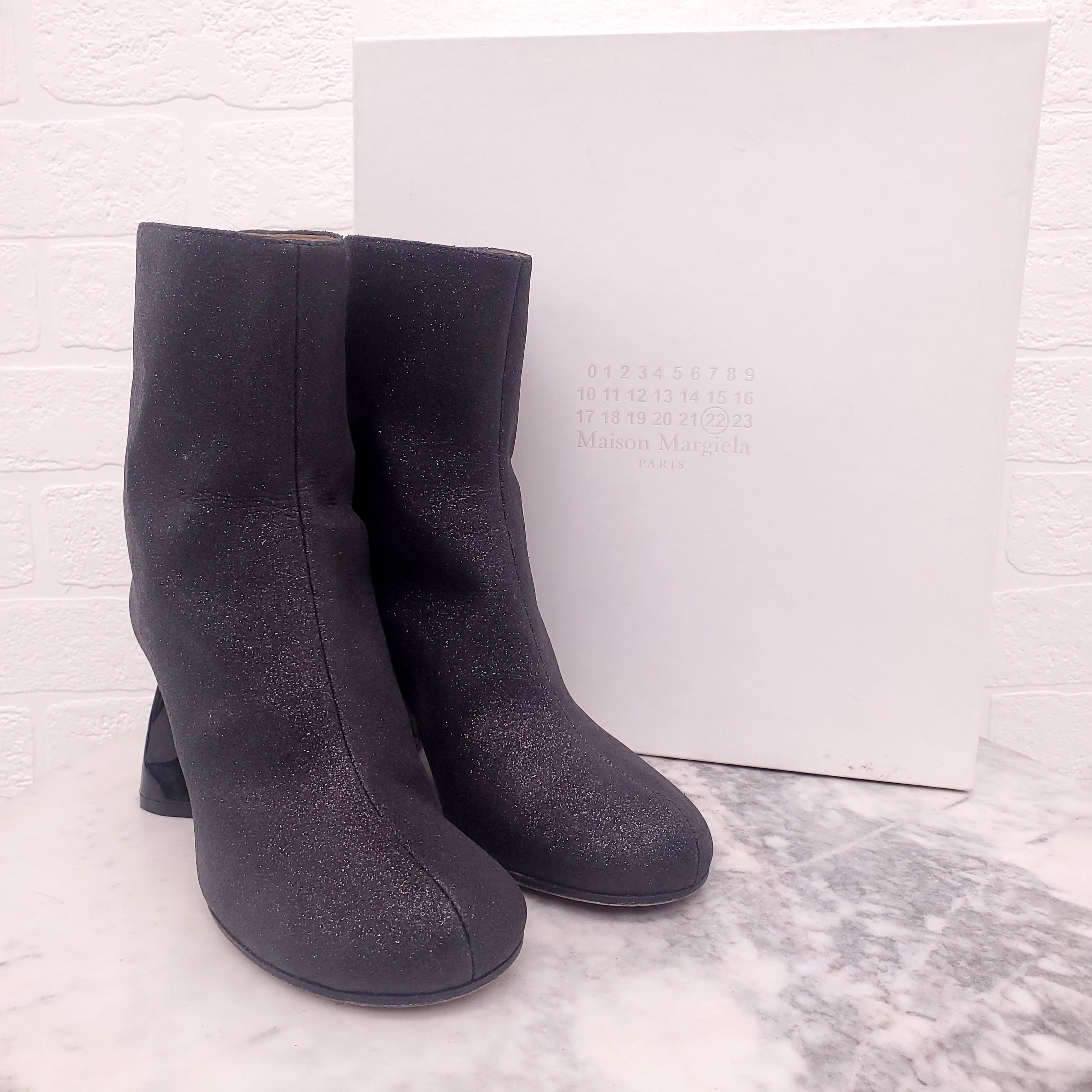 MAISON MARGIELA BOOT WITH CRUSHED HEEL - SIZE 36.5