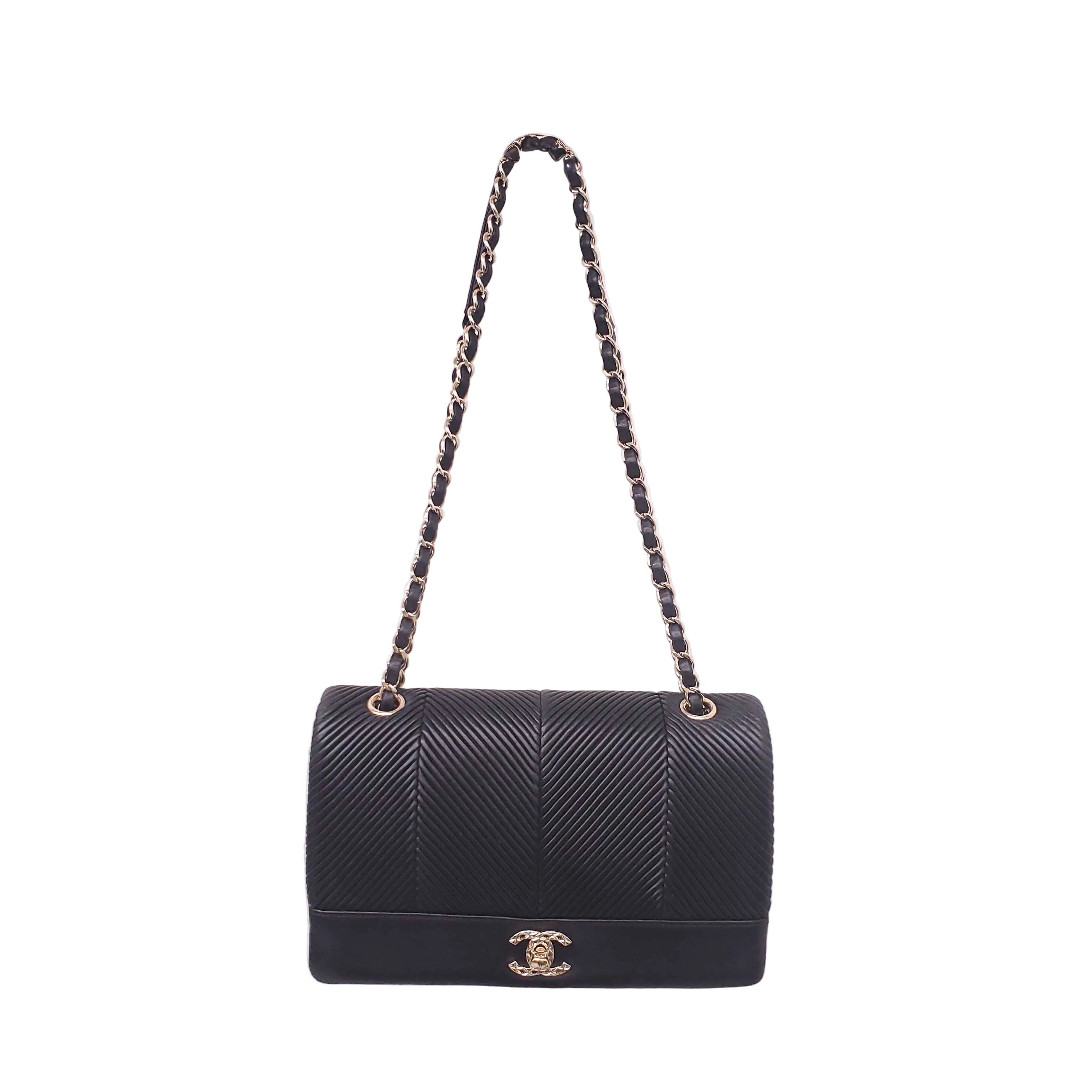 CHANEL BLACK CHEVRON FLAP BAG