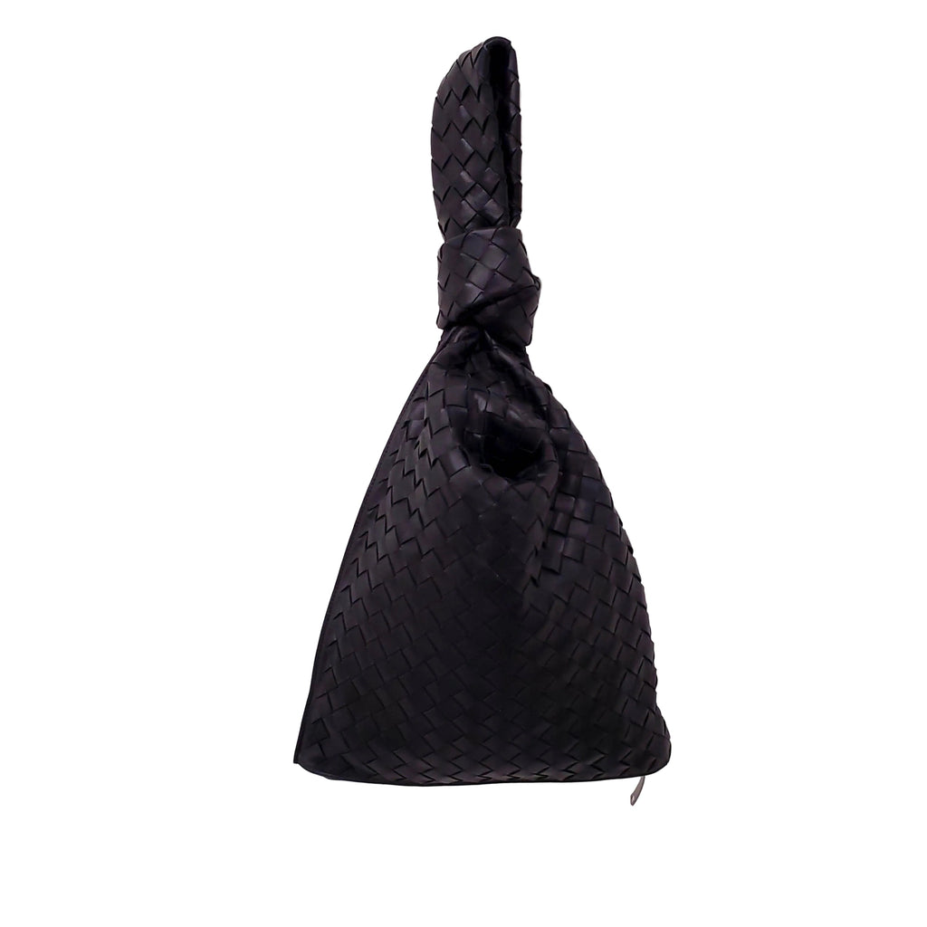 BOTTEGA VENETA BLACK WOVEN WRISTLET BAG
