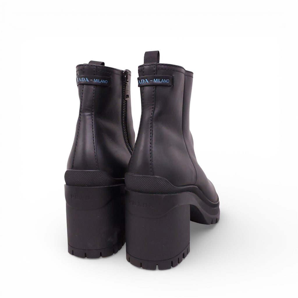 PRADA BLACK LEATHER BLOCK BOOTS WITH LOGO - SIZE 40.5