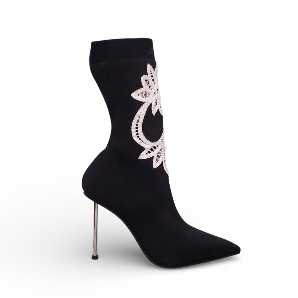 ALEXANDER MCQUEEN SOCK BOOTIES WITH LACE BROCADE DETAIL - SIZE 39