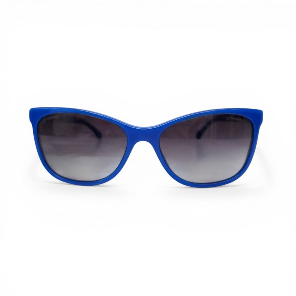 CHANEL BRIGHT BLUE SUNGLASSES WITH CHAIN DETAIL
