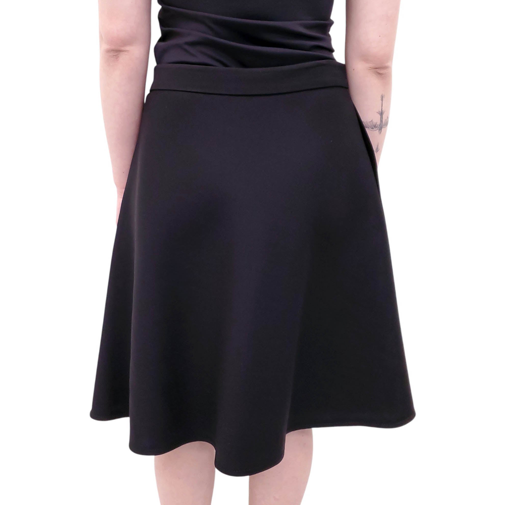 VALENTINO BLACK A-LINE SKIRT - SIZE 12