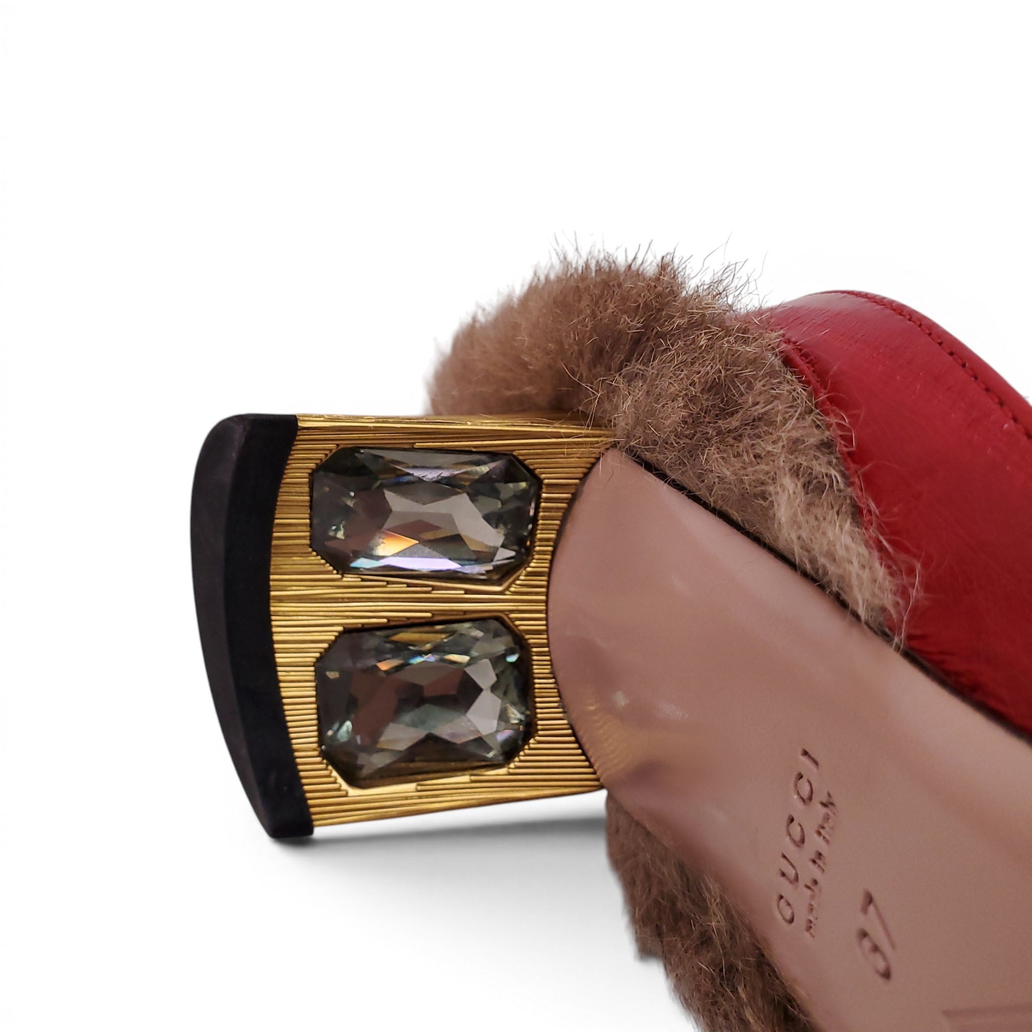 GUCCI RED LEATHER AND FUR SLING BACK KITTEN HEELS WITH CRYSTAL DETAIL - SIZE 37