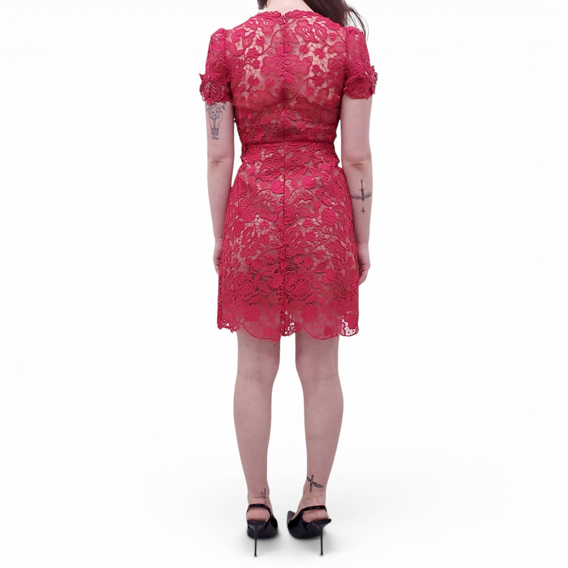 MARCHESA RUNWAY BERRY DEEP-V NECKLINE LACE MINI COCKTAIL DRESS - SIZE 0