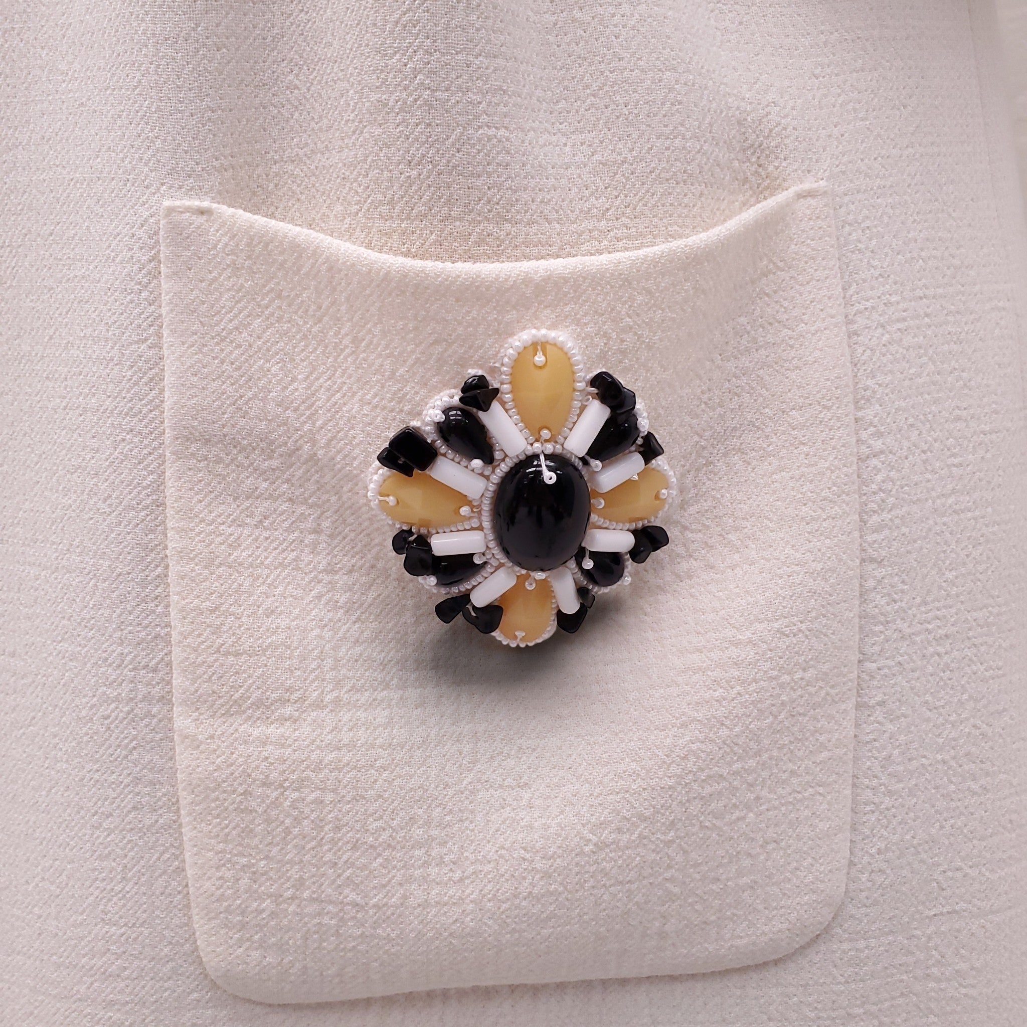 ANDREW GN CREAM DRESS WITH YELLOW AND BLACK BEADING - SIZE 42