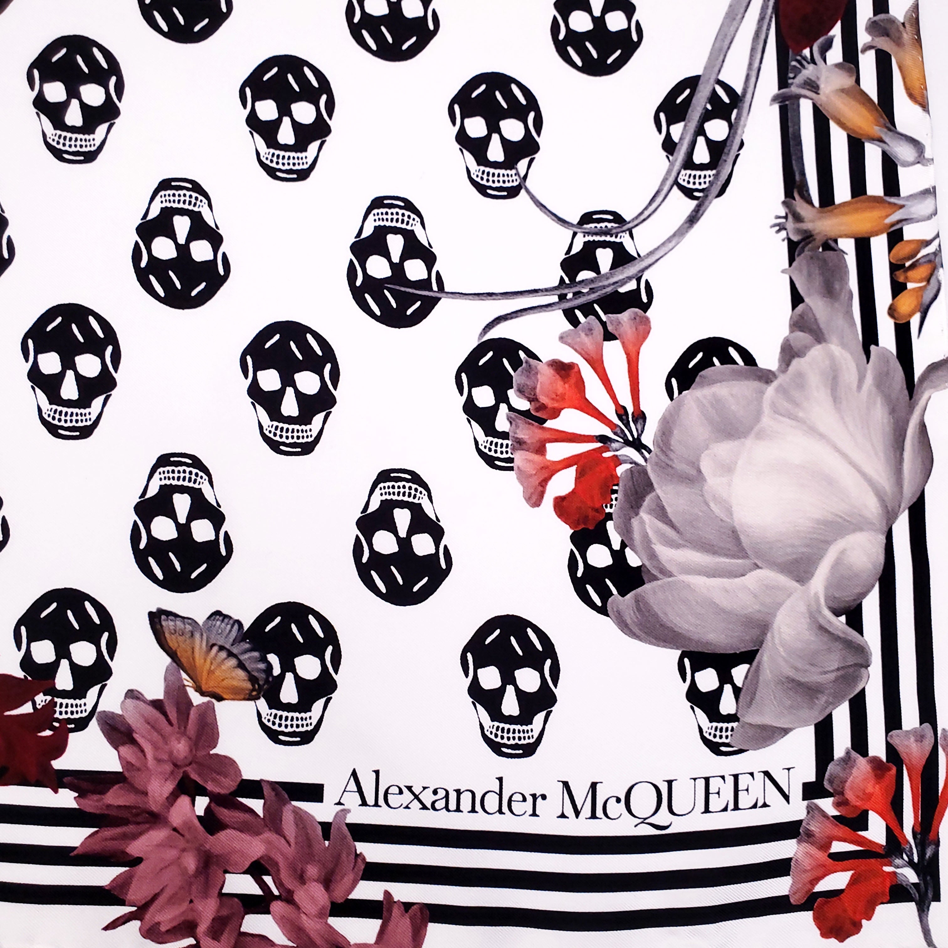 ALEXANDER MCQUEEN 'NIGHT FLOWER' PATTERNED SILK SCARF