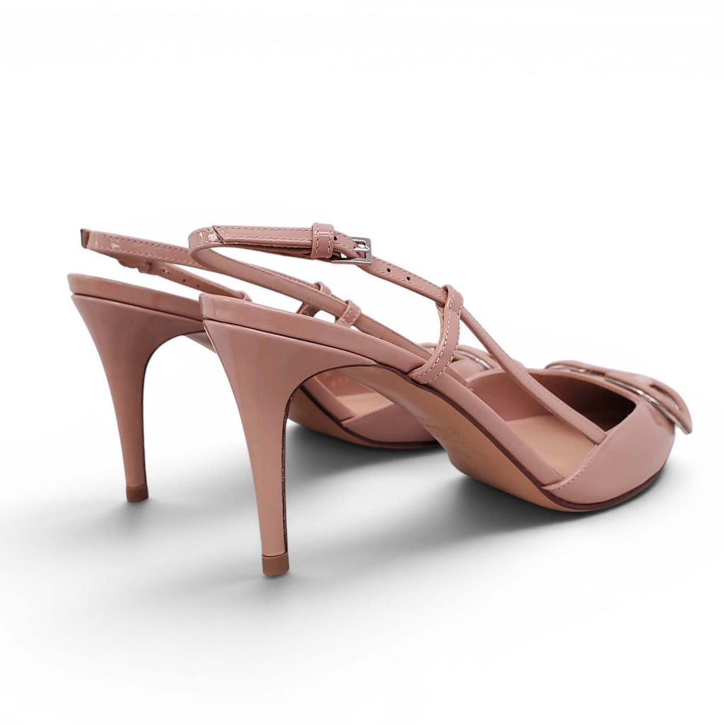 VALENTINO NUDE PATENT LEATHER V LOGO SLING BACK KITTEN HEEL - SIZE 35.5