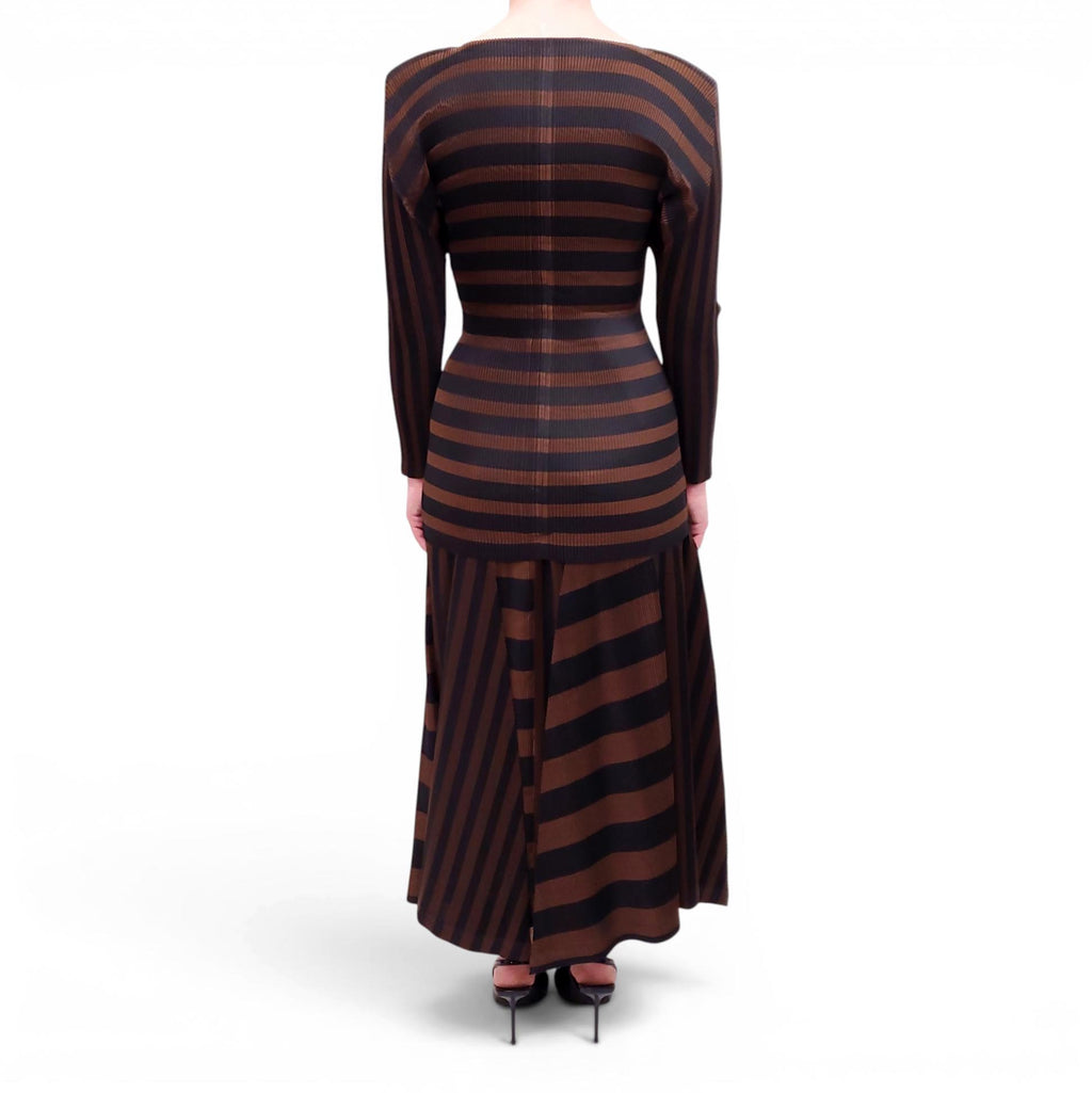 ISSEY MIYAKE BROWN AND BLACK STRIPED PLEATED SET - SIZE S/M