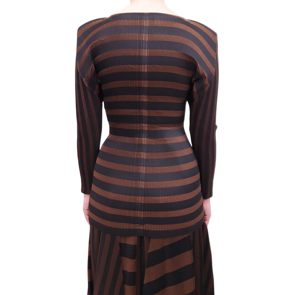 ISSEY MIYAKE BROWN AND BLACK STRIPED PLEATED SET - SIZE S/M
