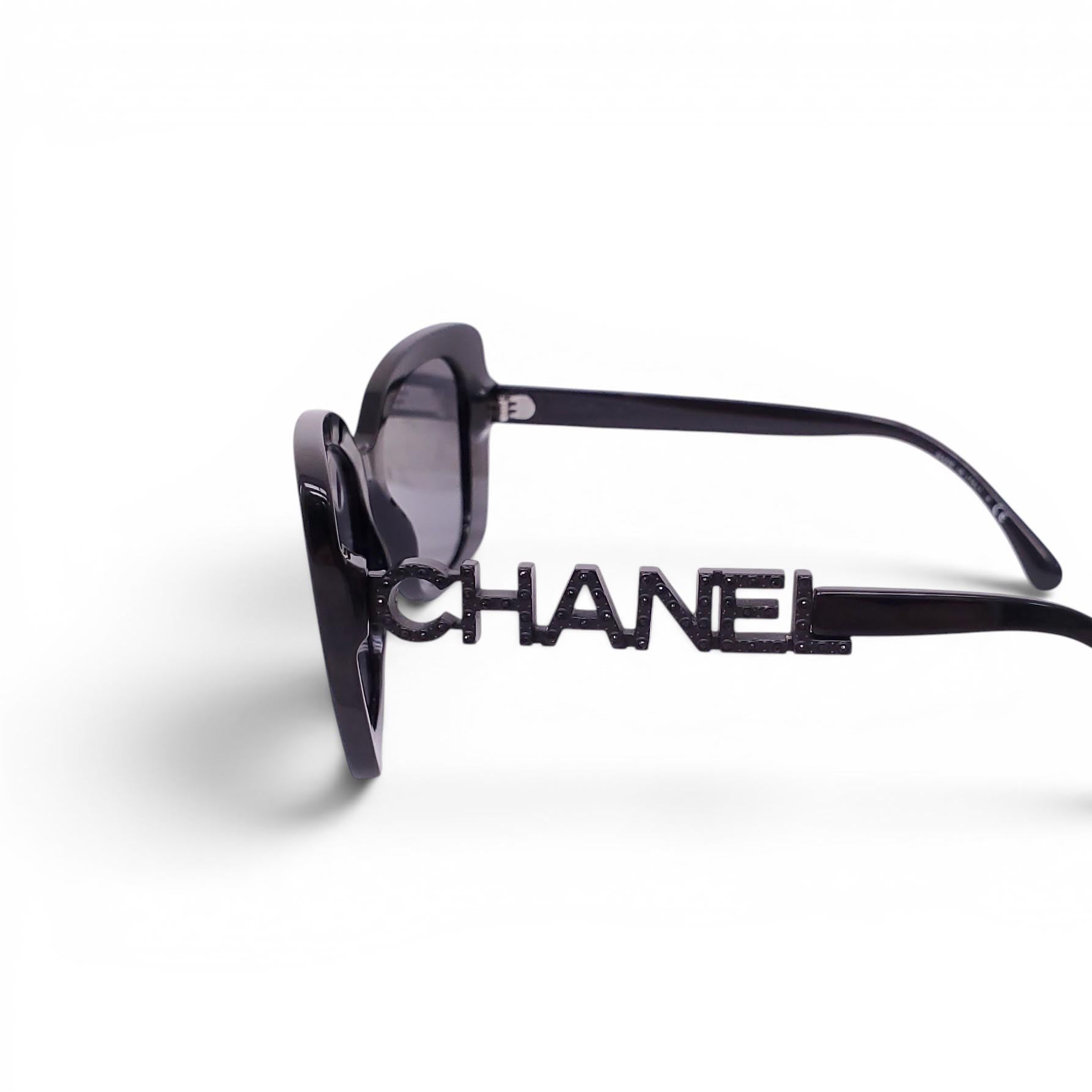 CHANEL BLACK SUNGLASSES WITH CRYSTAL LOGO DETAIL