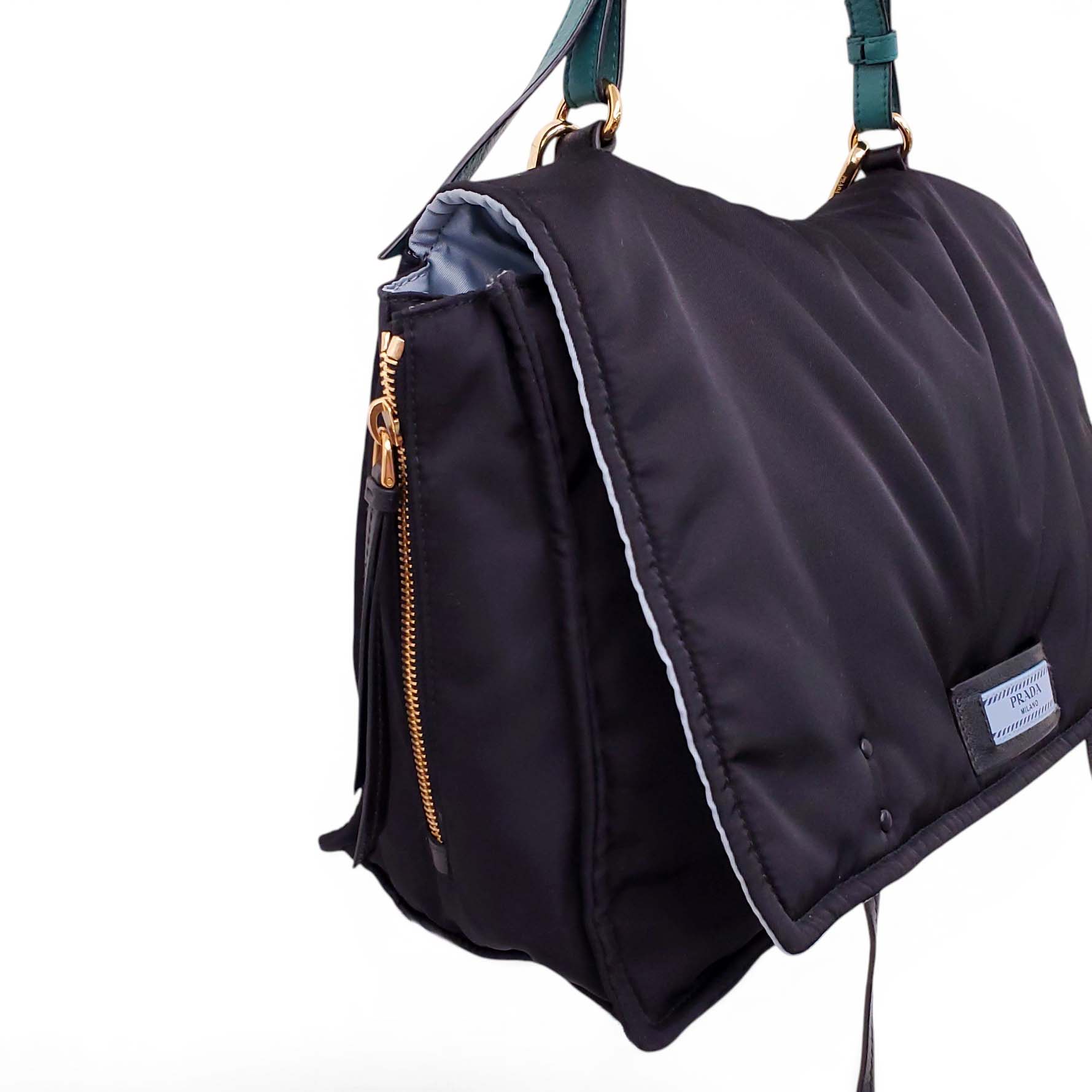 PRADA TESSUTO ETIQUETTE MESSENGER BAG