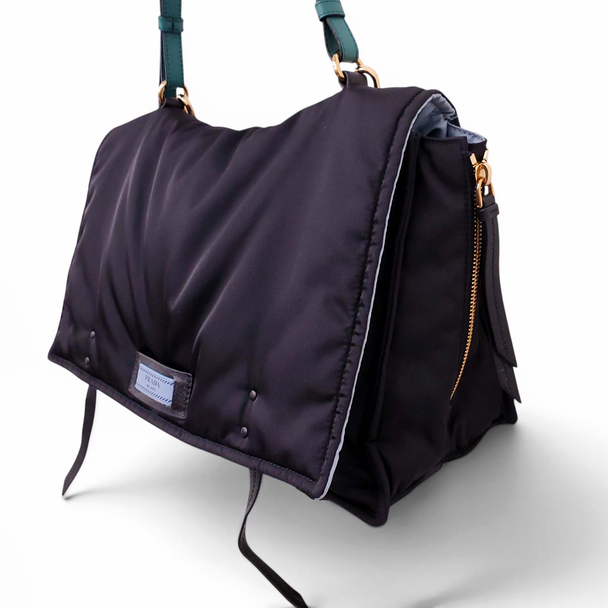 PRADA TESSUTO ETIQUETTE MESSENGER BAG
