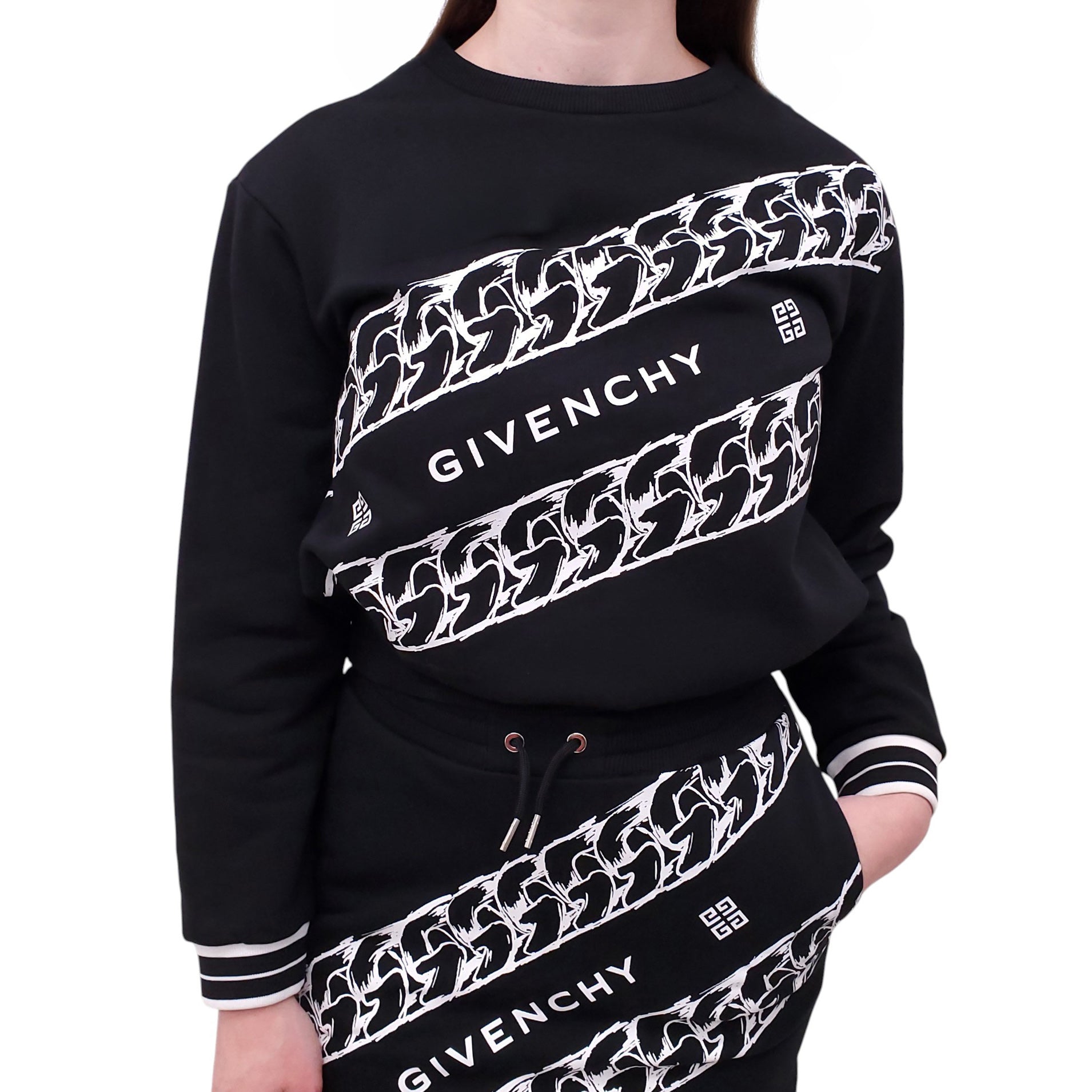 GIVENCHY BLACK AND WHITE LOGO SET - KIDS SIZE 12+