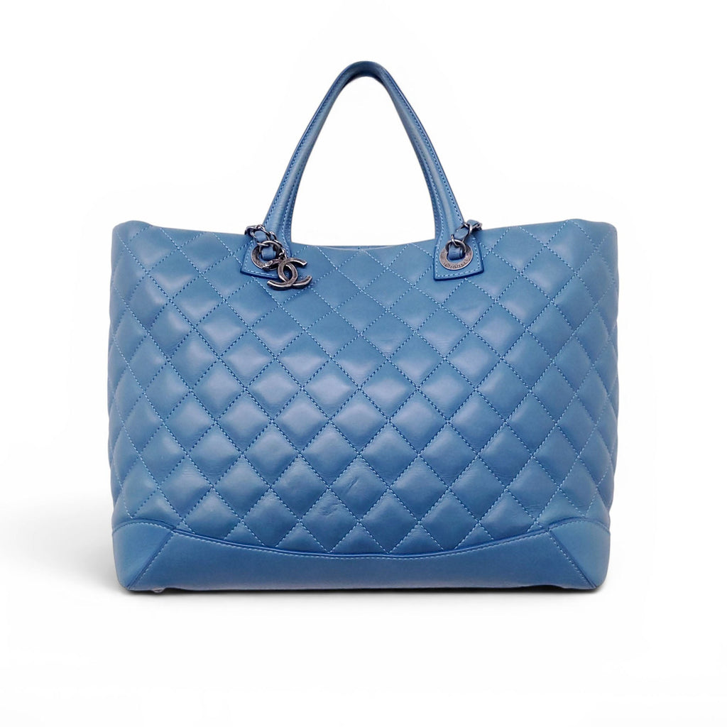 CHANEL BLUE LEATHER TOTE BAG